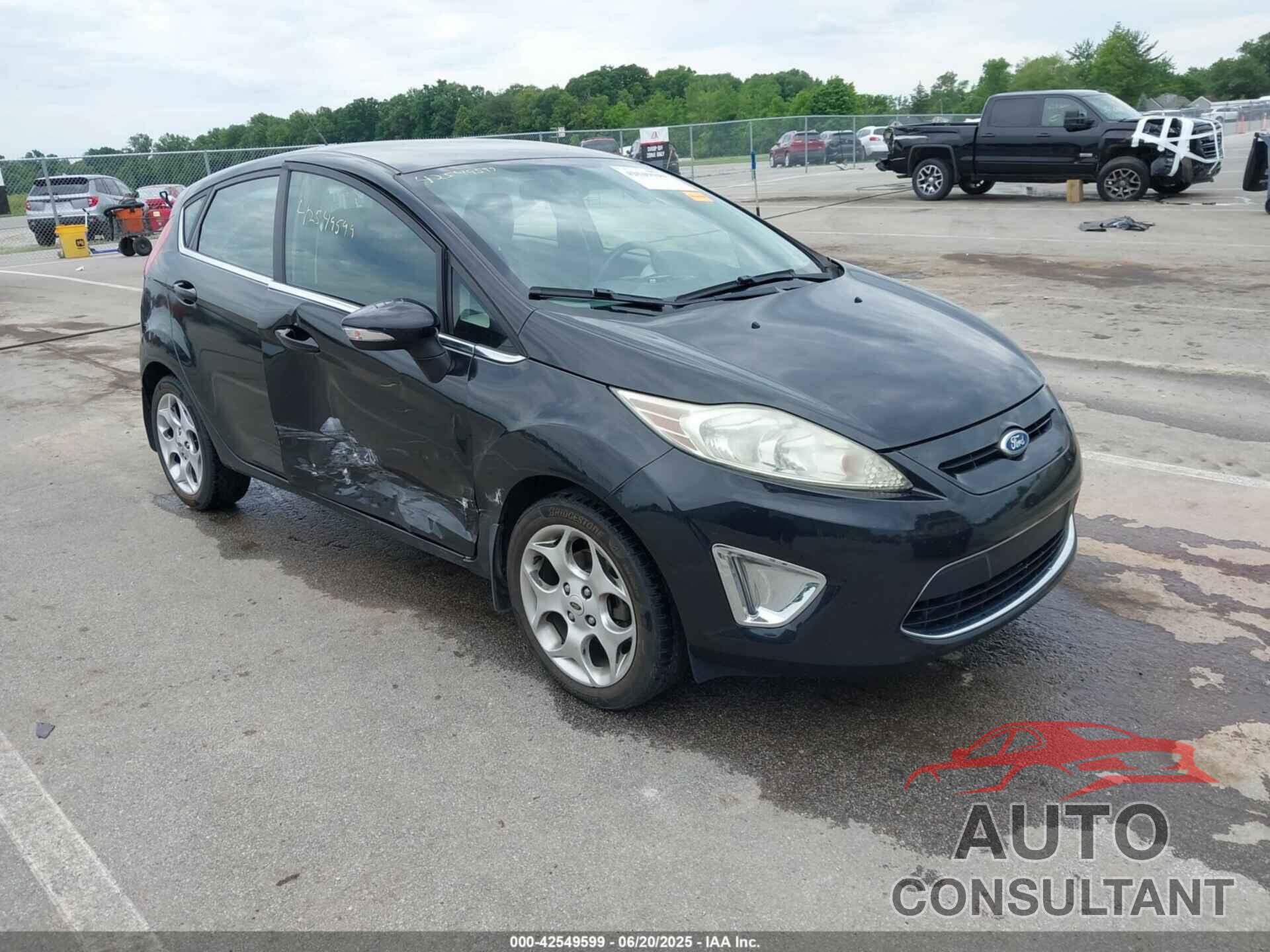 FORD FIESTA 2011 - 3FADP4FJ5BM144976