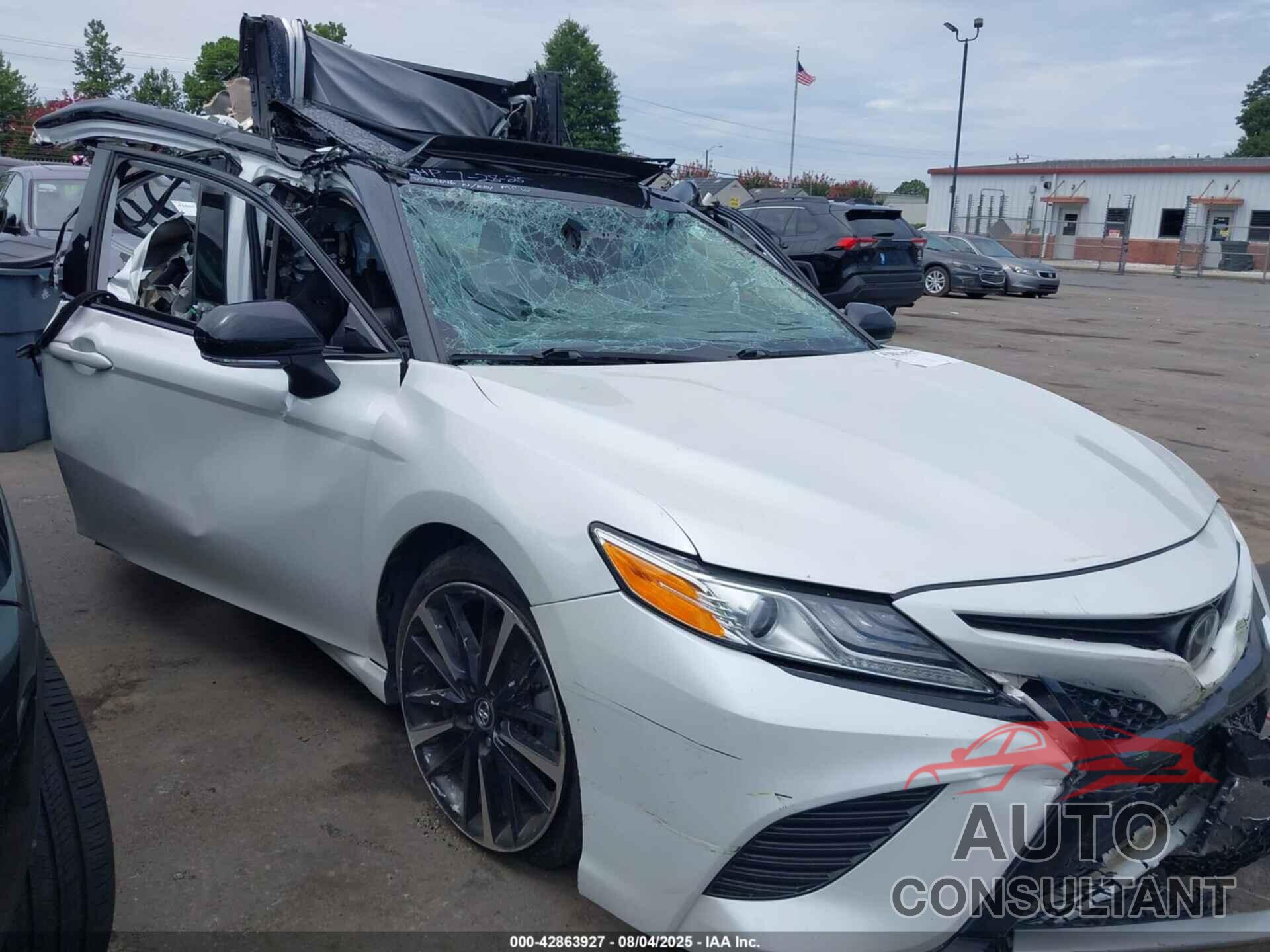 TOYOTA CAMRY 2020 - 4T1K61AK3LU313646