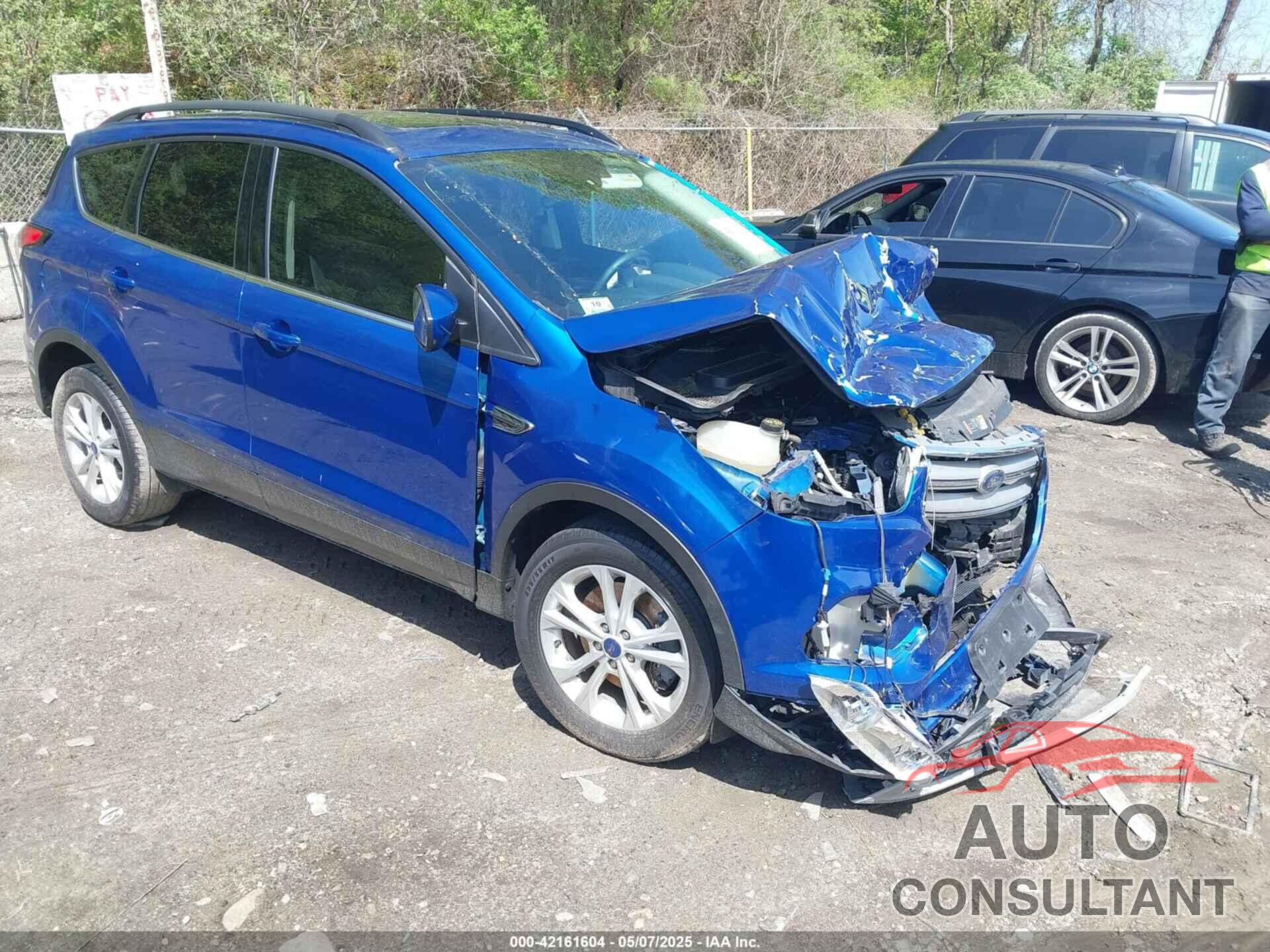 FORD ESCAPE 2018 - 1FMCU9GD6JUA47036