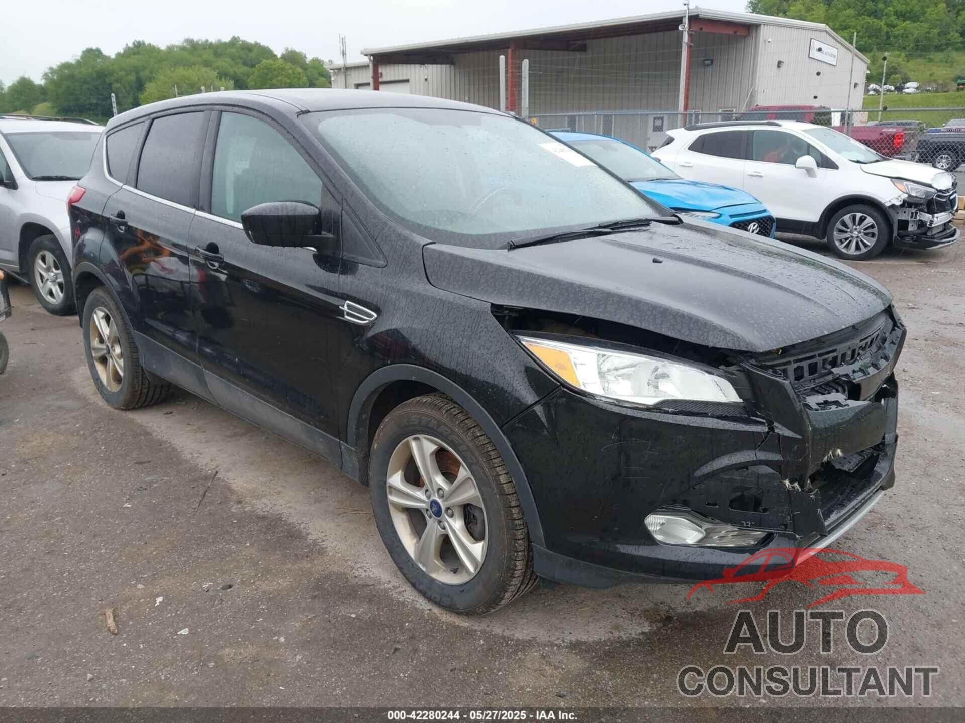 FORD ESCAPE 2015 - 1FMCU9G98FUA67615