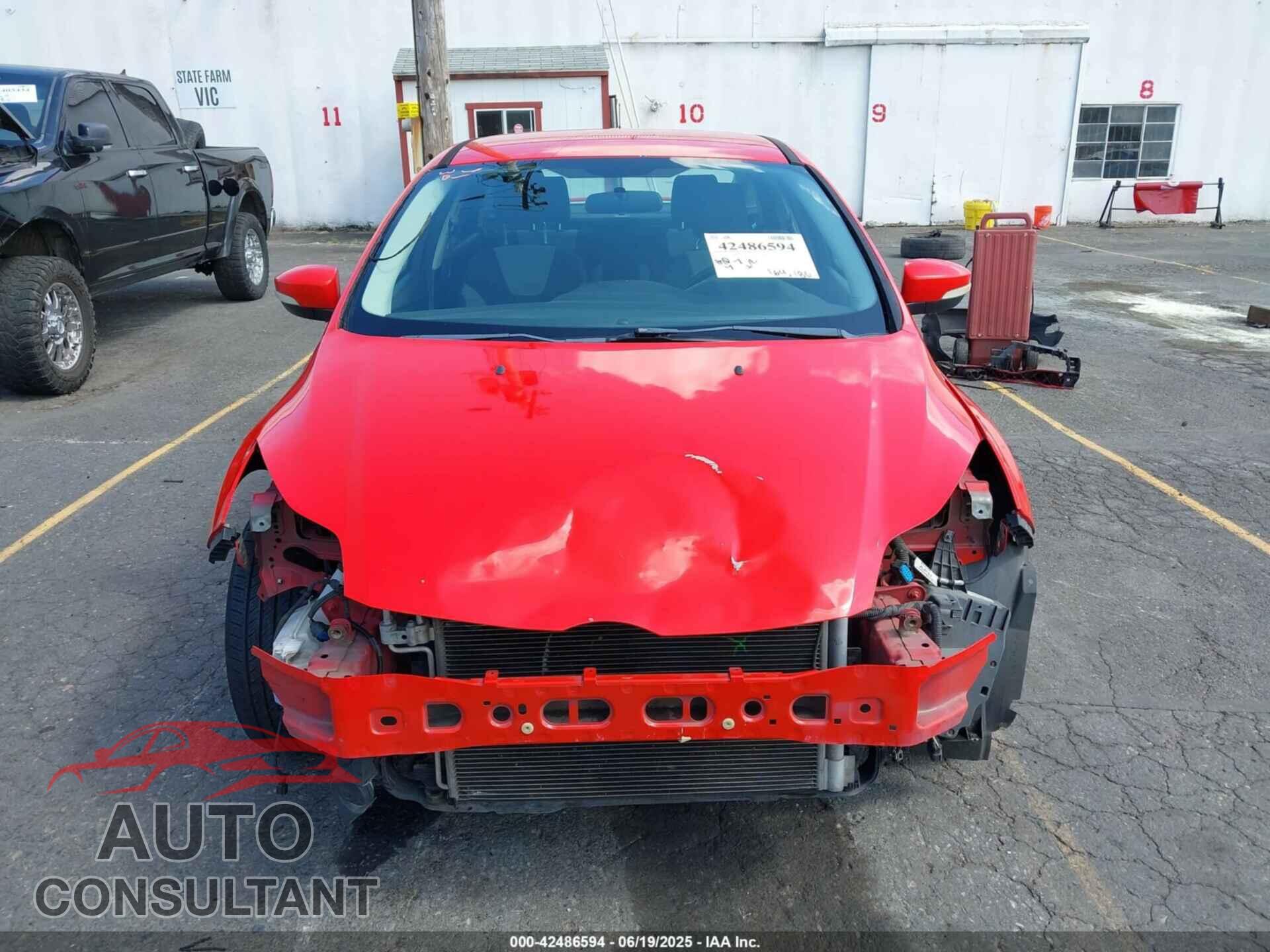 FORD FOCUS 2012 - 1FAHP3F25CL348099