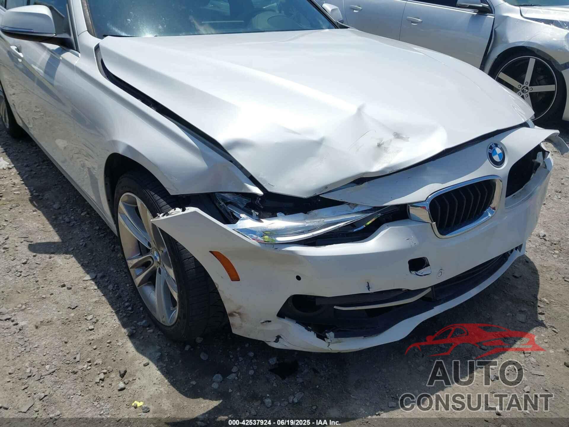 BMW 330I 2018 - WBA8B9G55JNU98085