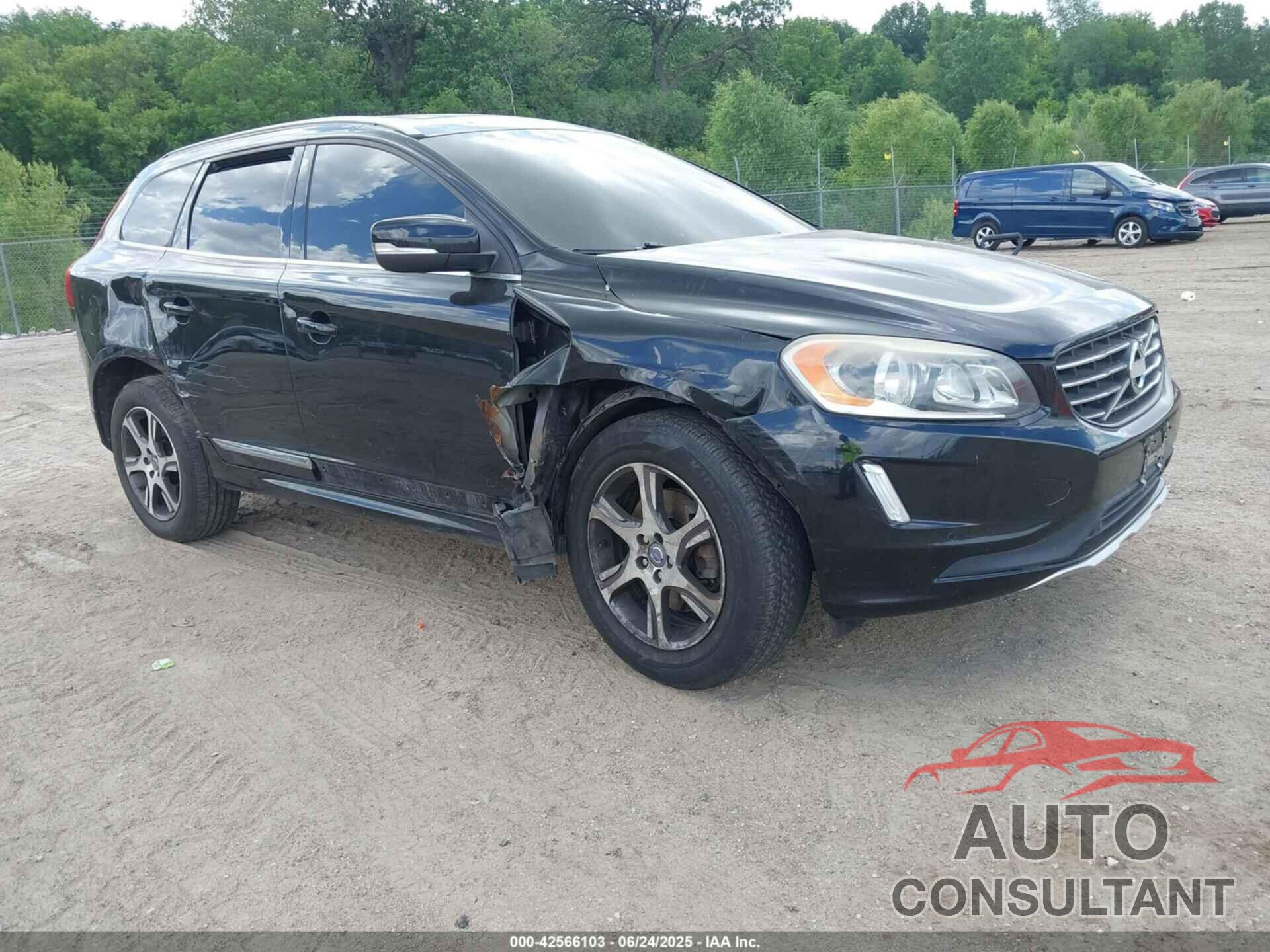 VOLVO XC60 2015 - YV4902RD1F2588137