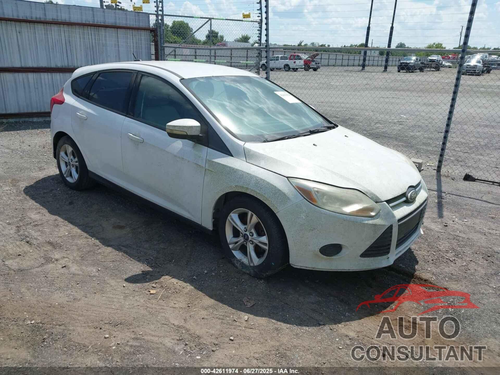 FORD FOCUS 2014 - 1FADP3K2XEL387343