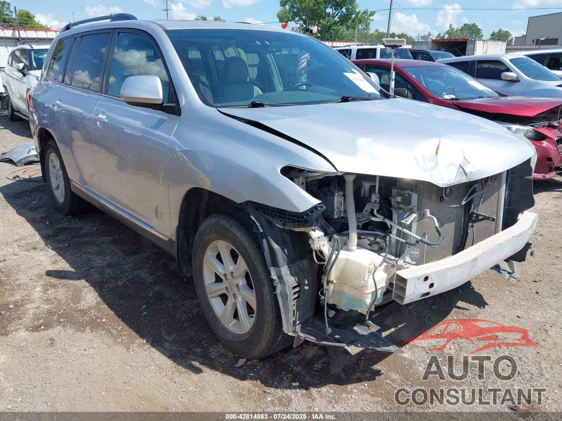 TOYOTA HIGHLANDER 2012 - 5TDBK3EH1CS157900