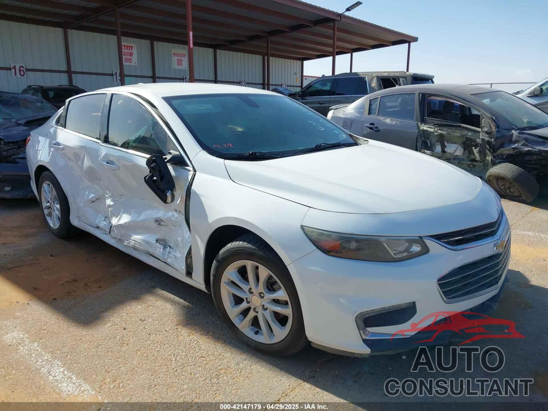 CHEVROLET MALIBU 2016 - 1G1ZE5ST9GF210058