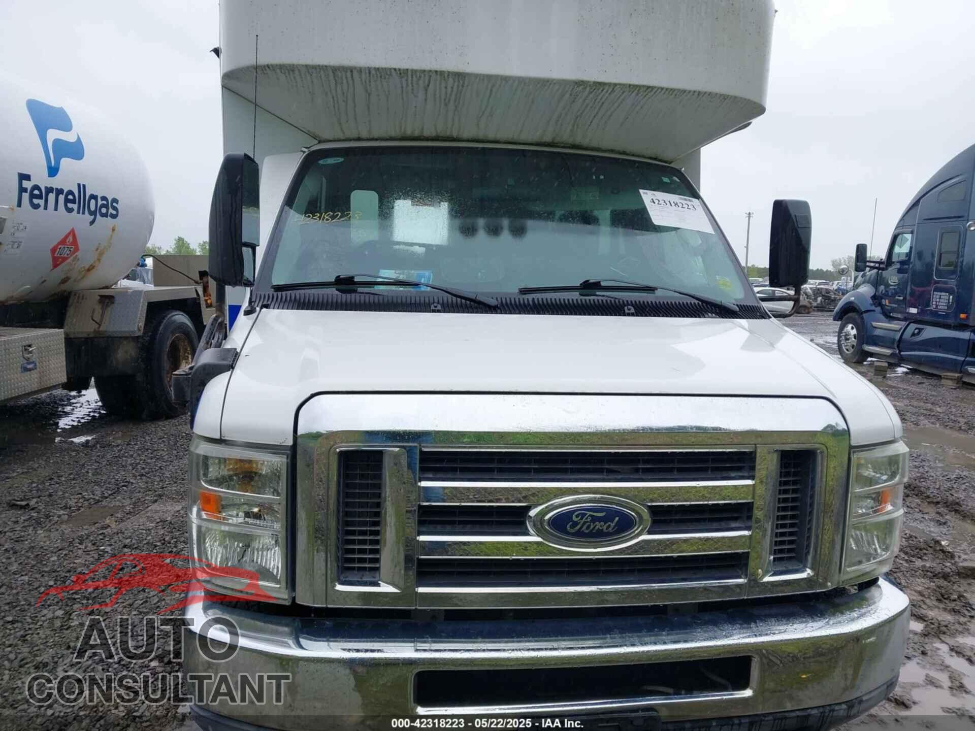 FORD E-450 CUTAWAY 2011 - 1FDFE4FS8BDA22735