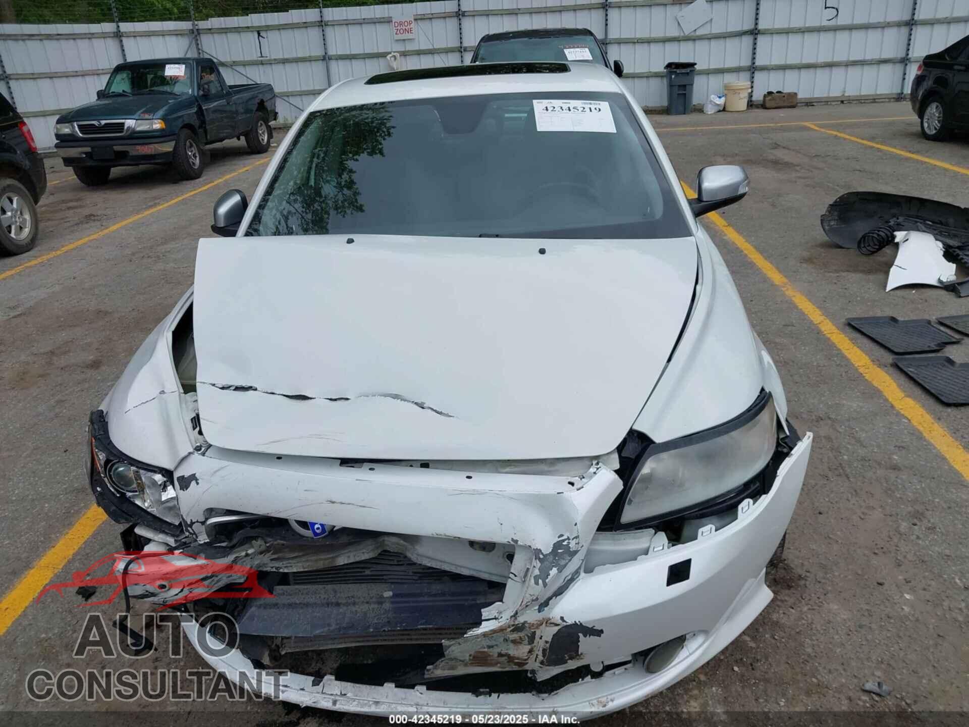 VOLVO S40 2011 - YV1672MS2B2542425