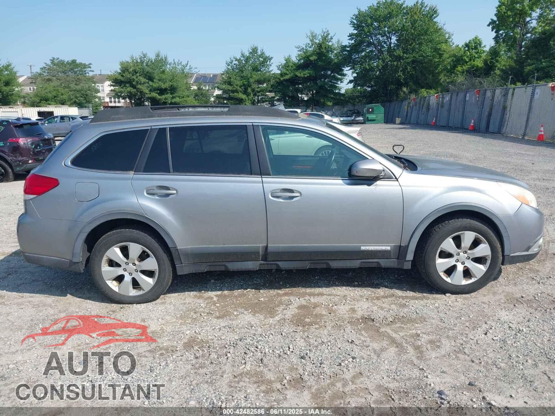 SUBARU OUTBACK 2010 - 4S4BRBKC8A3376829