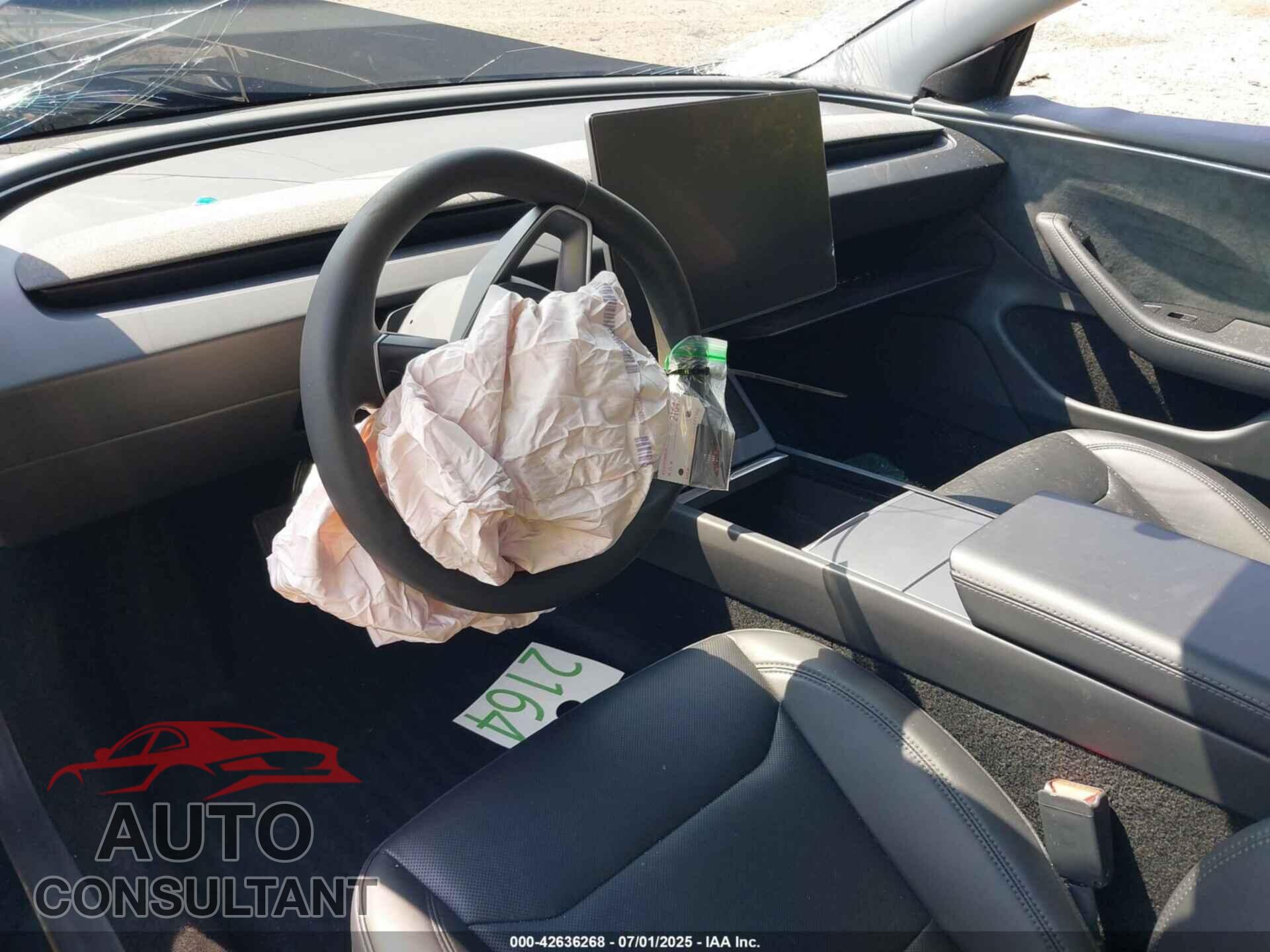 TESLA MODEL 3 2024 - 5YJ3E1EB5RF832608