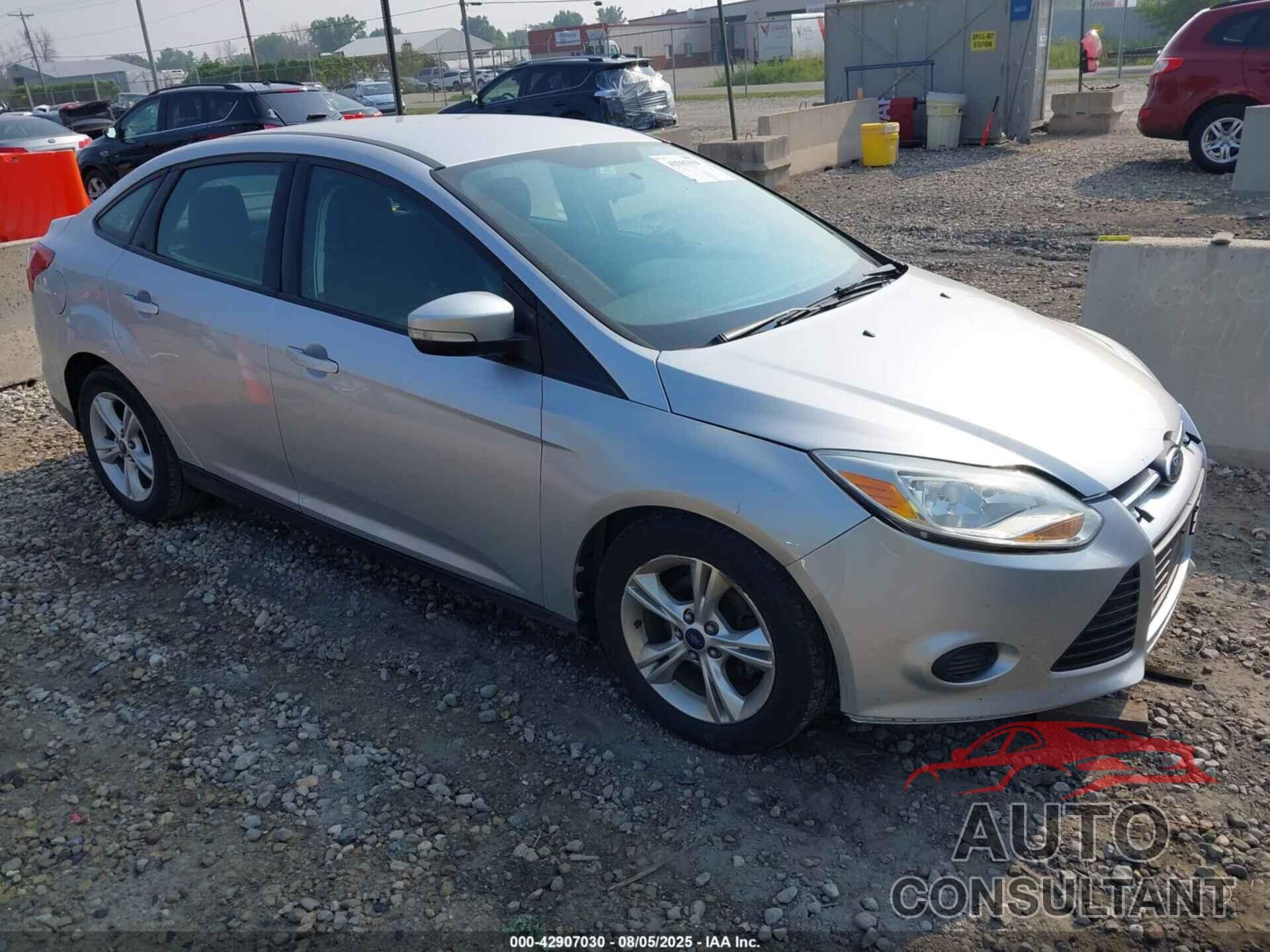 FORD FOCUS 2014 - 1FADP3F25EL432053