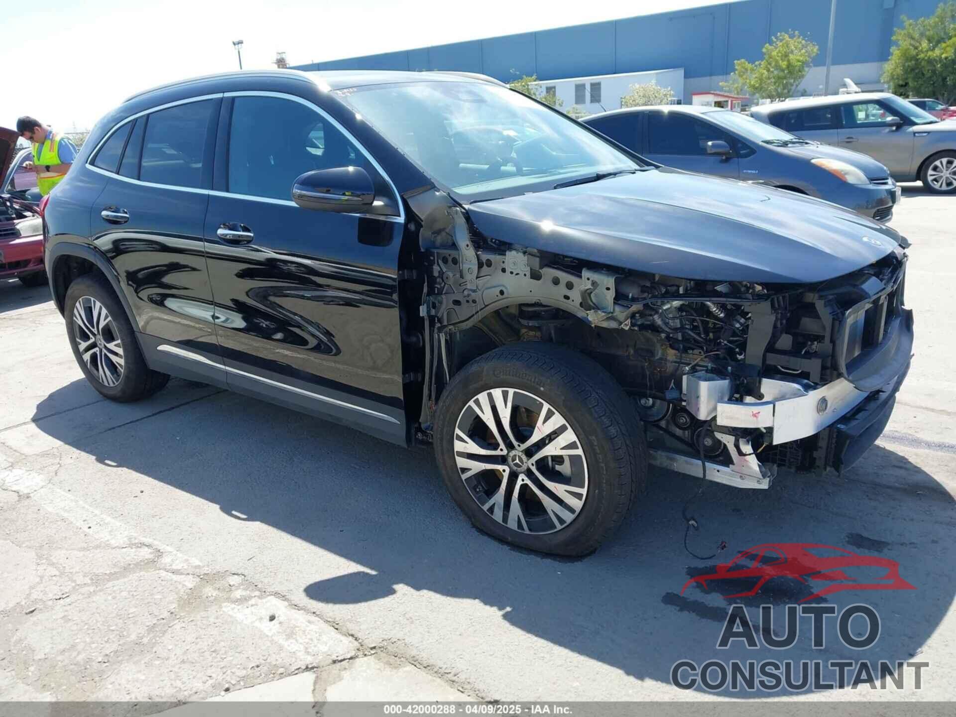MERCEDES-BENZ GLA 250 2025 - W1N4N4HBXSJ685162