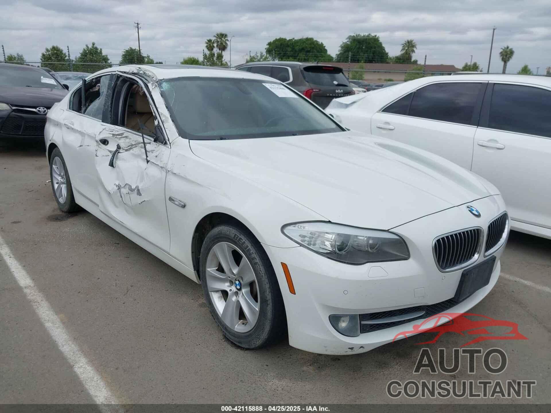 BMW 528I 2012 - WBAXG5C57CDW85672