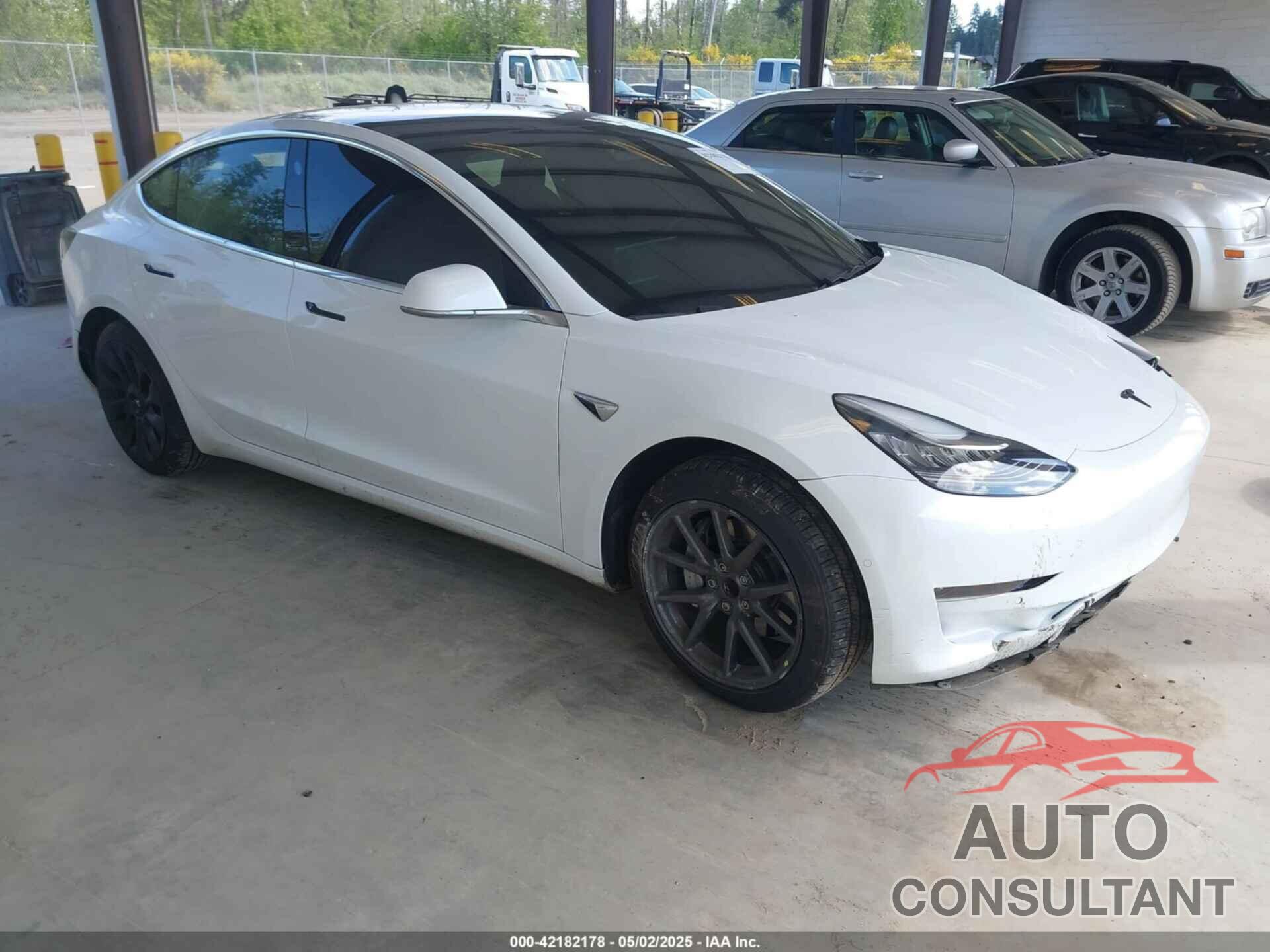TESLA MODEL 3 2018 - 5YJ3E1EA1JF053895