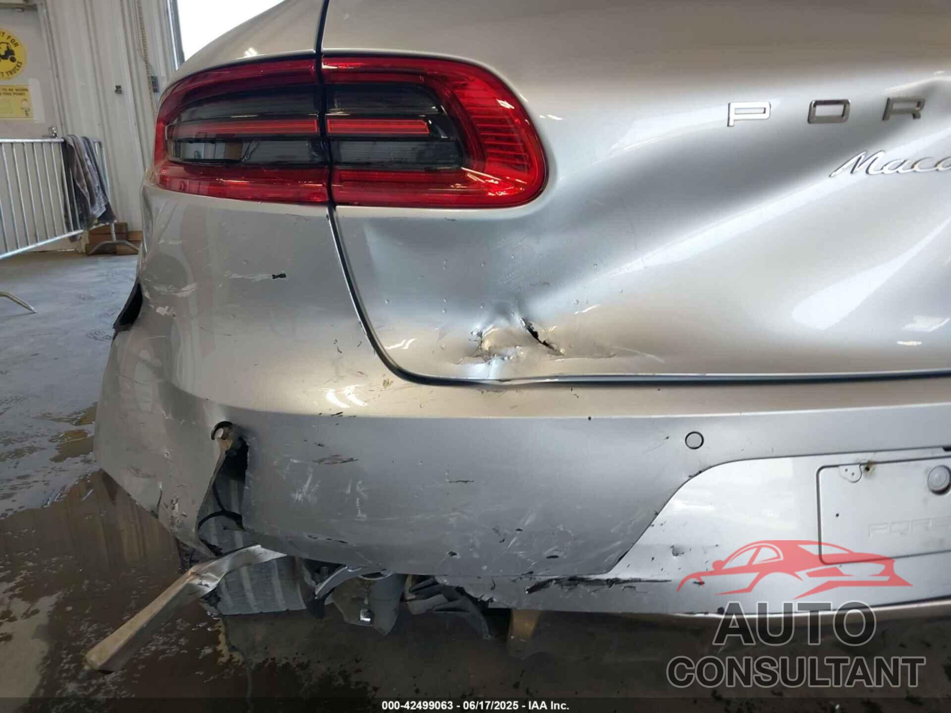 PORSCHE MACAN 2017 - WP1AF2A53HLB60570