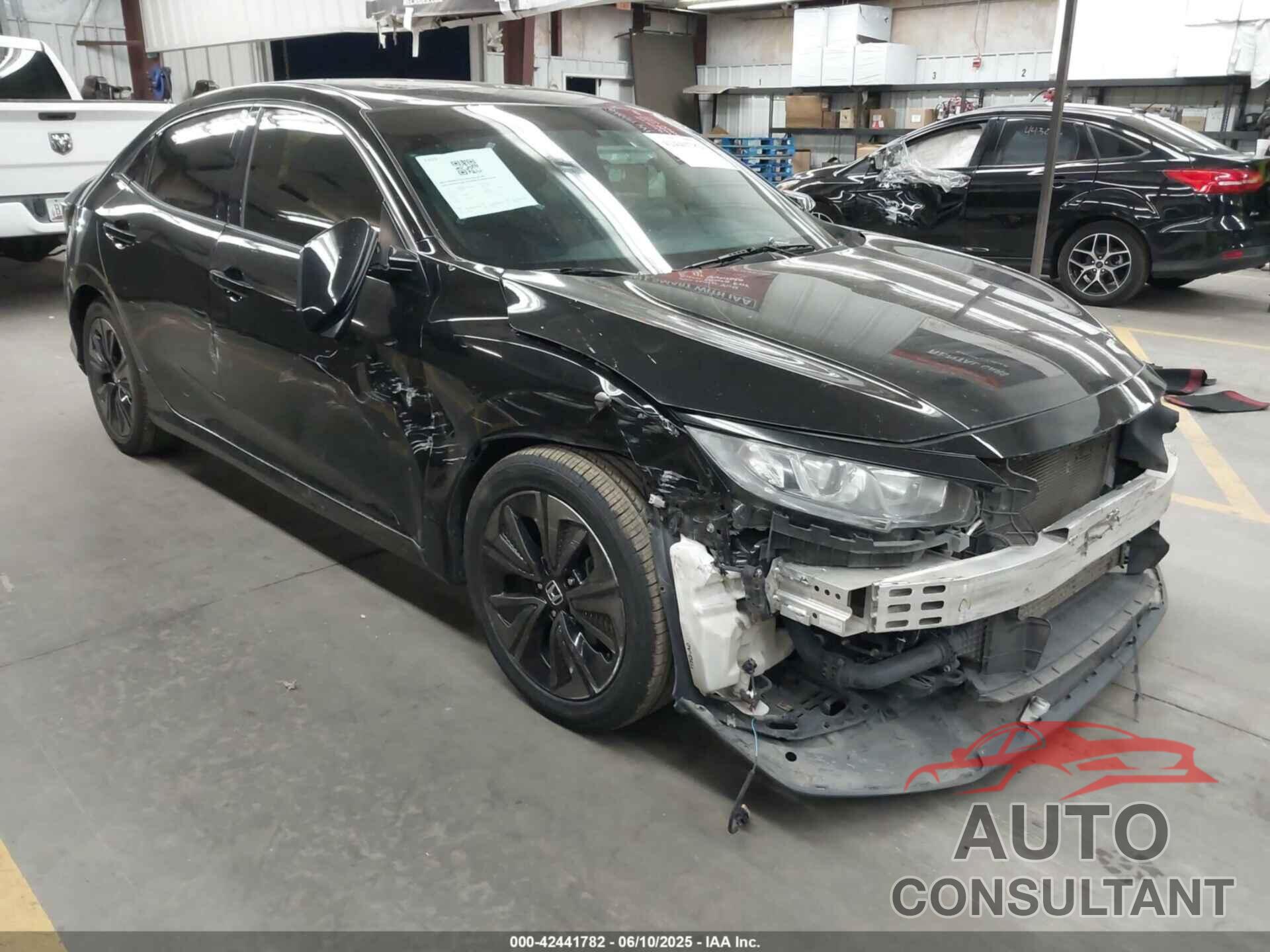 HONDA CIVIC 2017 - SHHFK7H53HU204204