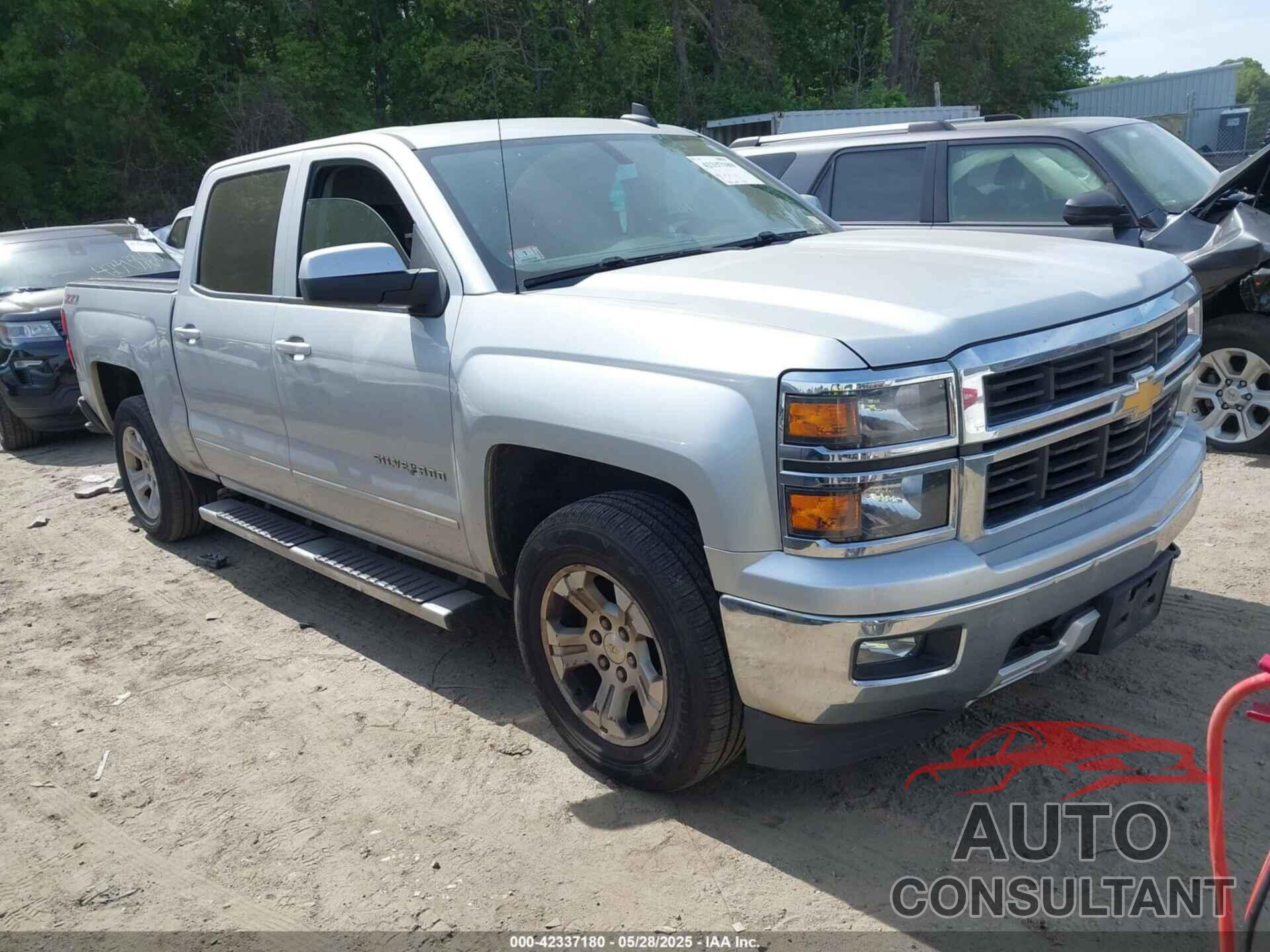 CHEVROLET SILVERADO 1500 2015 - 3GCUKREC4FG485623
