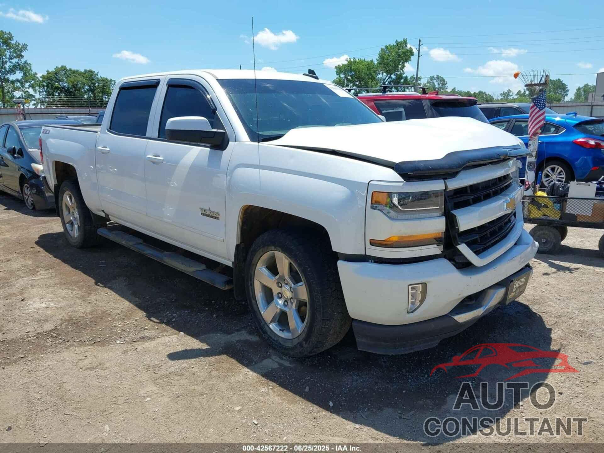 CHEVROLET SILVERADO 1500 2018 - 3GCUKREC7JG581819