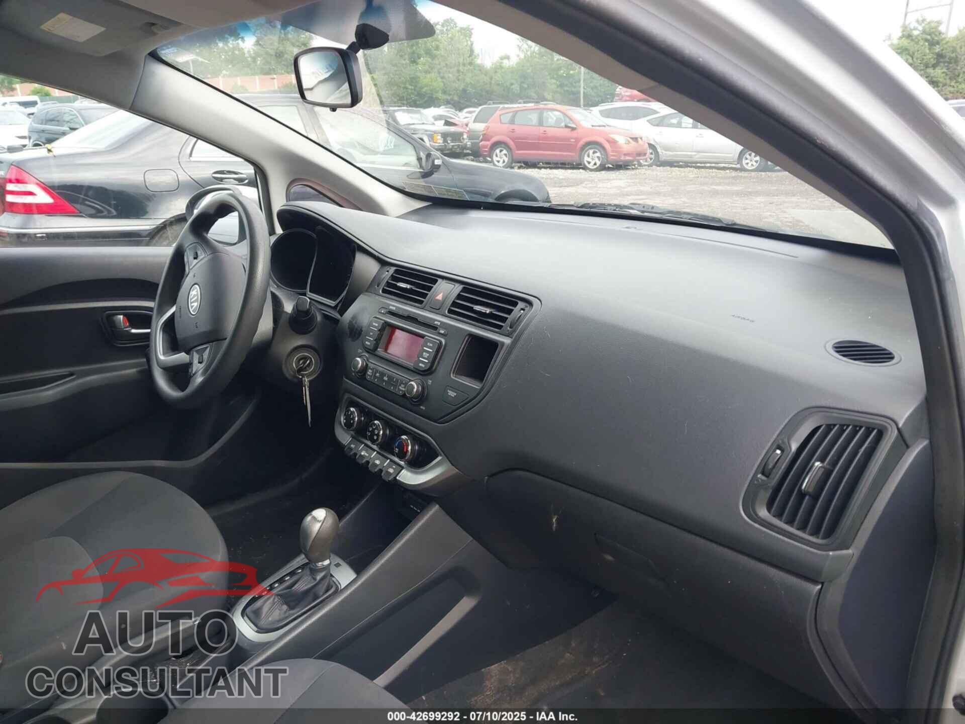 KIA RIO5 2012 - KNADM5A38C6067830