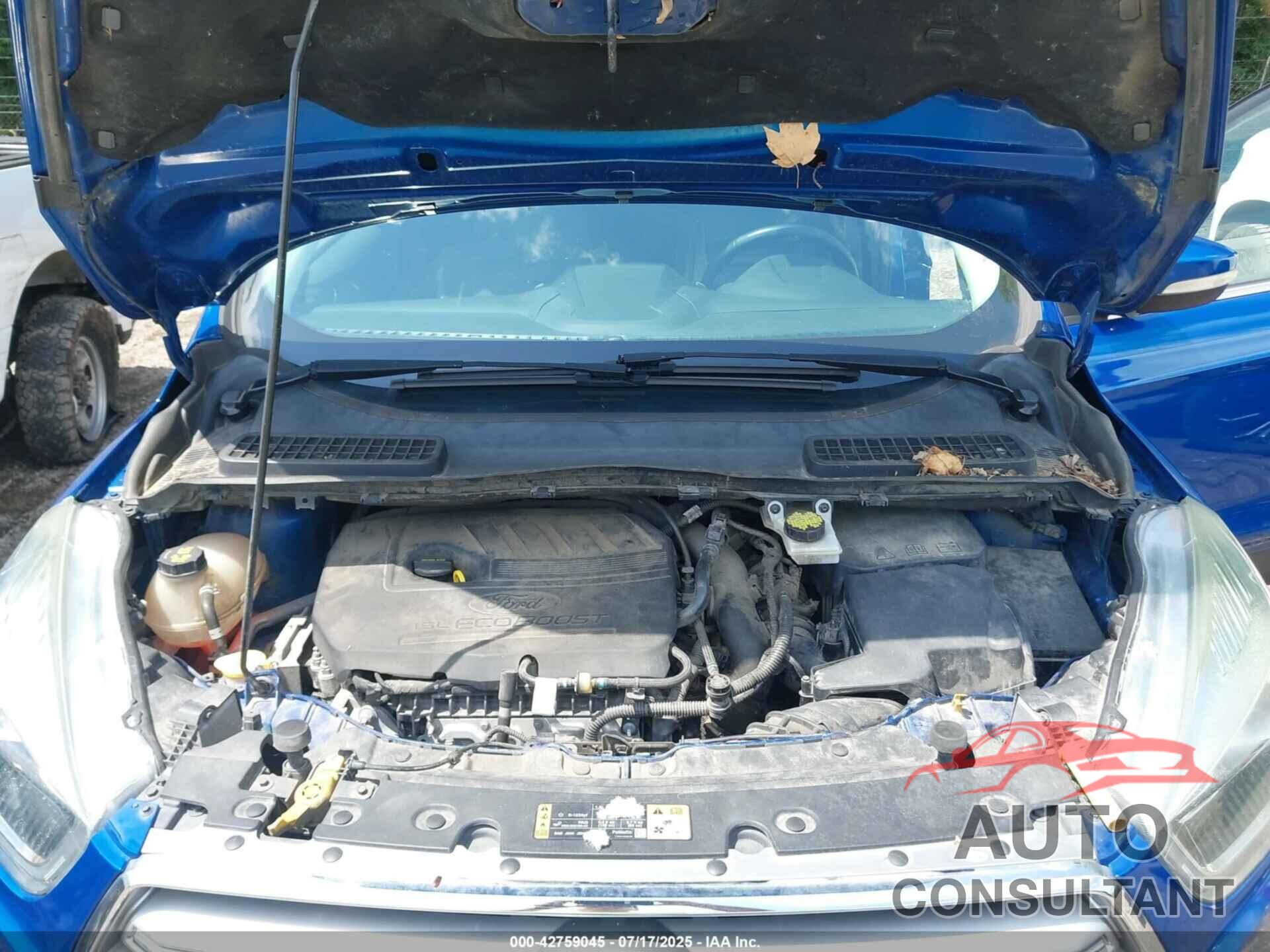 FORD ESCAPE 2017 - 1FMCU0JD7HUC21744