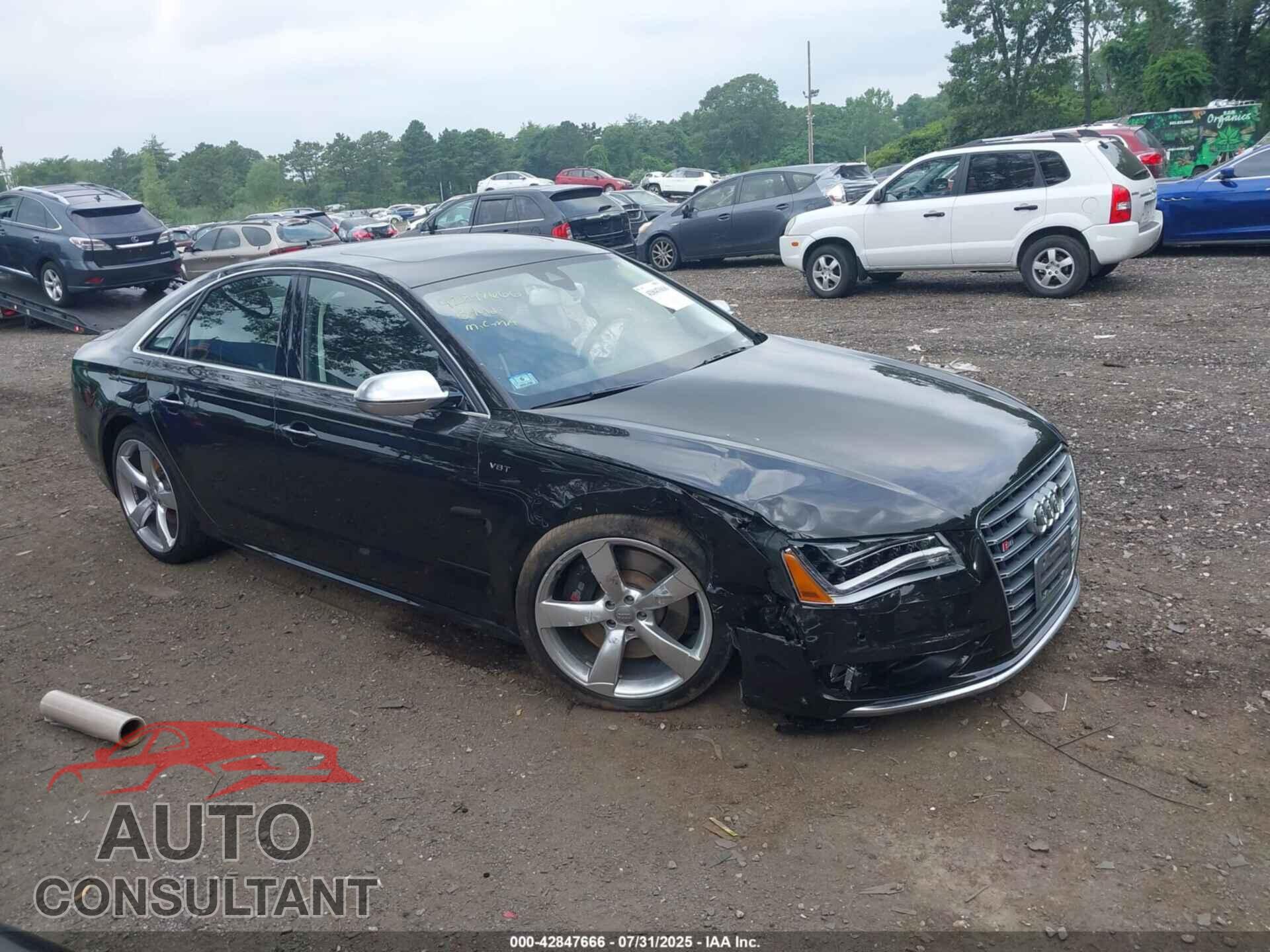 AUDI S8 2013 - WAUD2AFD9DN033113