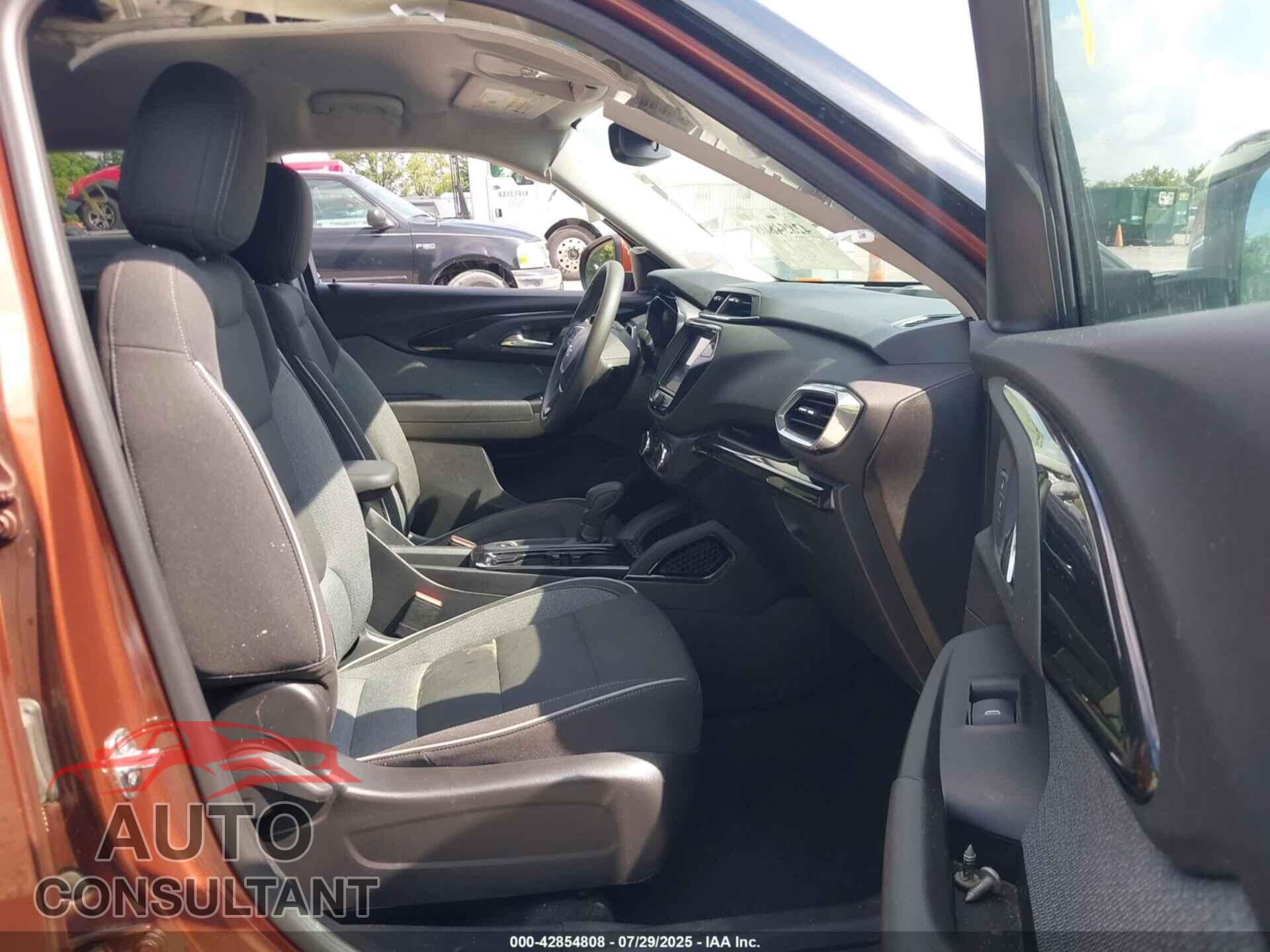 CHEVROLET TRAILBLAZER 2021 - KL79MRSL6MB109092