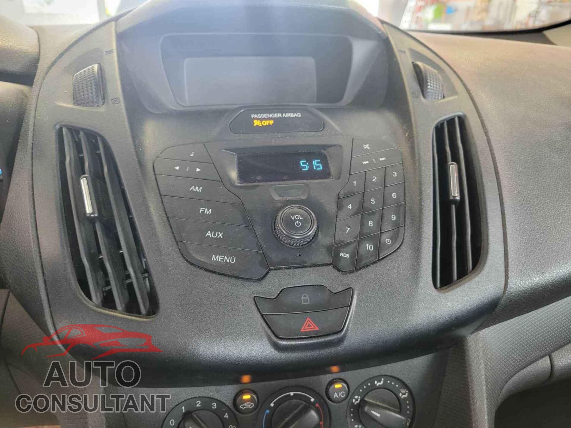 FORD TRANSIT CONNECT 2017 - NM0LS7E77H1312230
