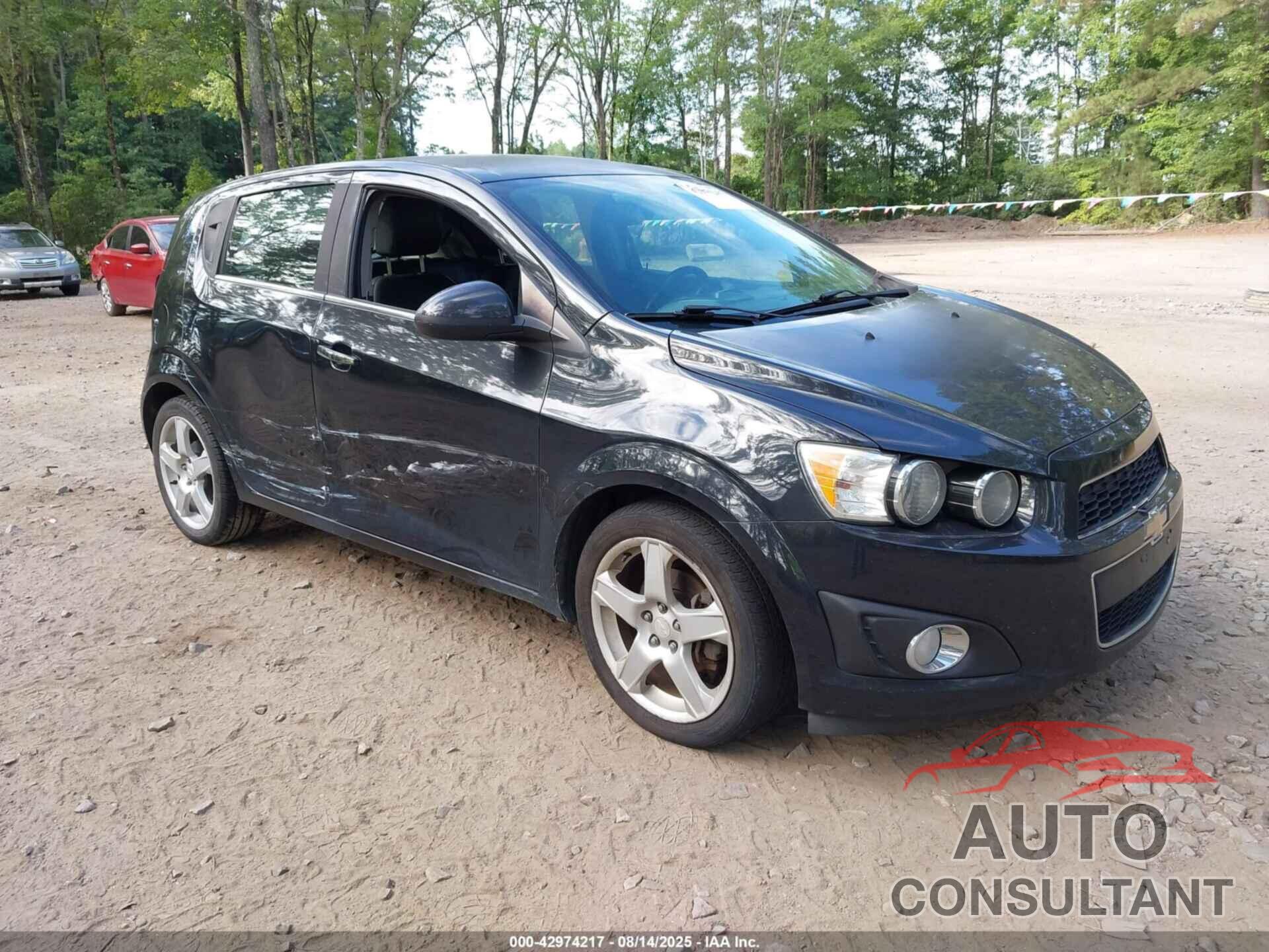 CHEVROLET SONIC 2015 - 1G1JE6SB4F4205158