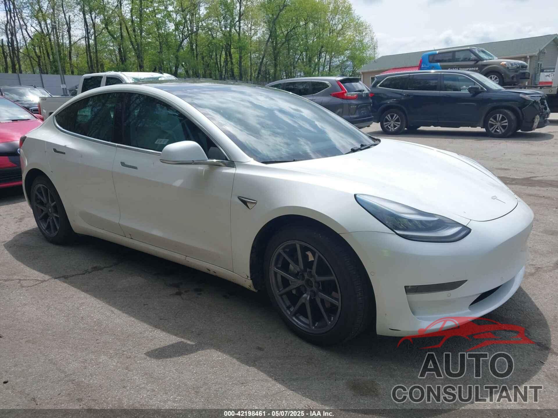 TESLA MODEL 3 2020 - 5YJ3E1EB0LF712545