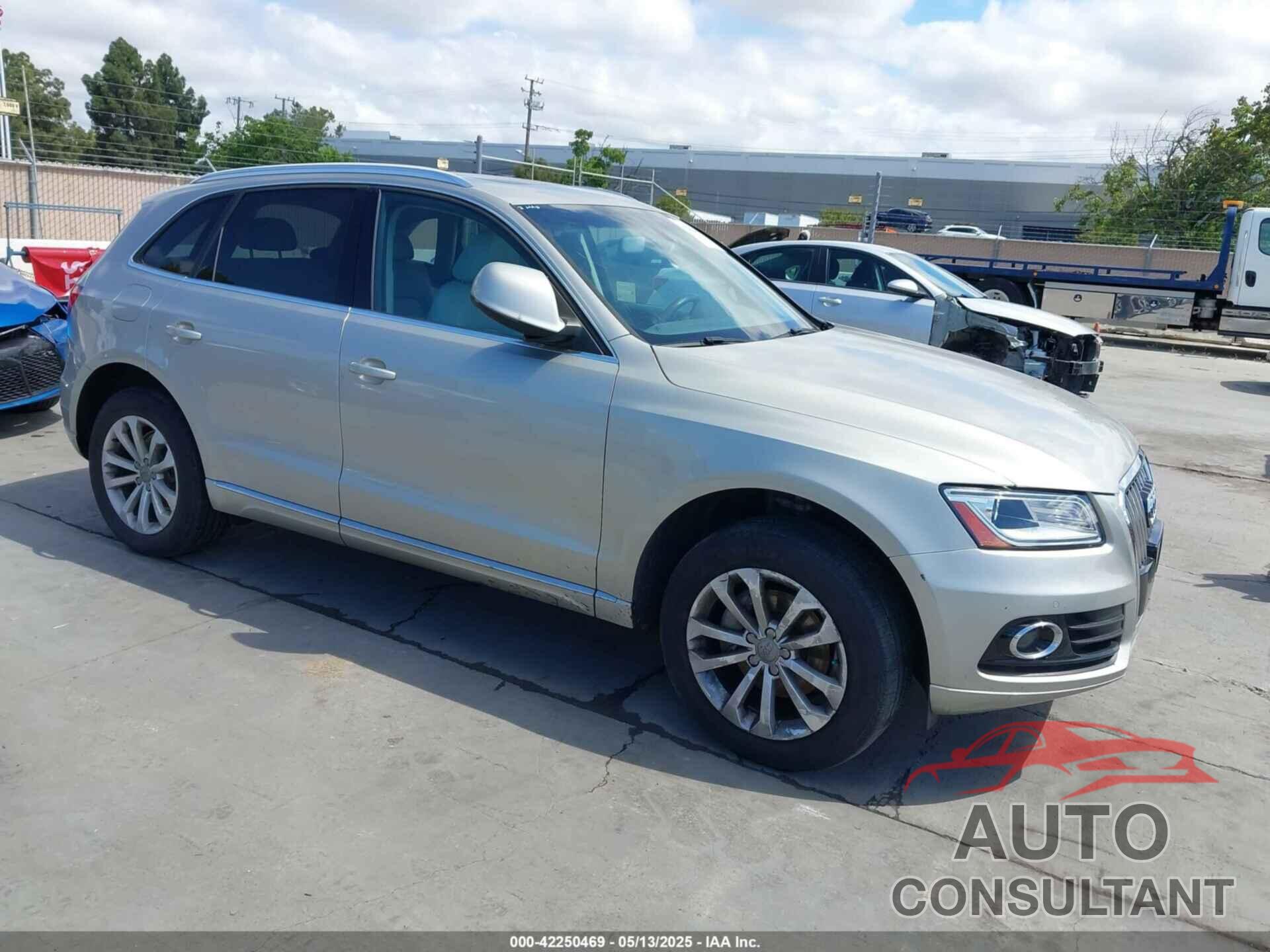 AUDI Q5 2013 - WA1LFAFP8DA058907