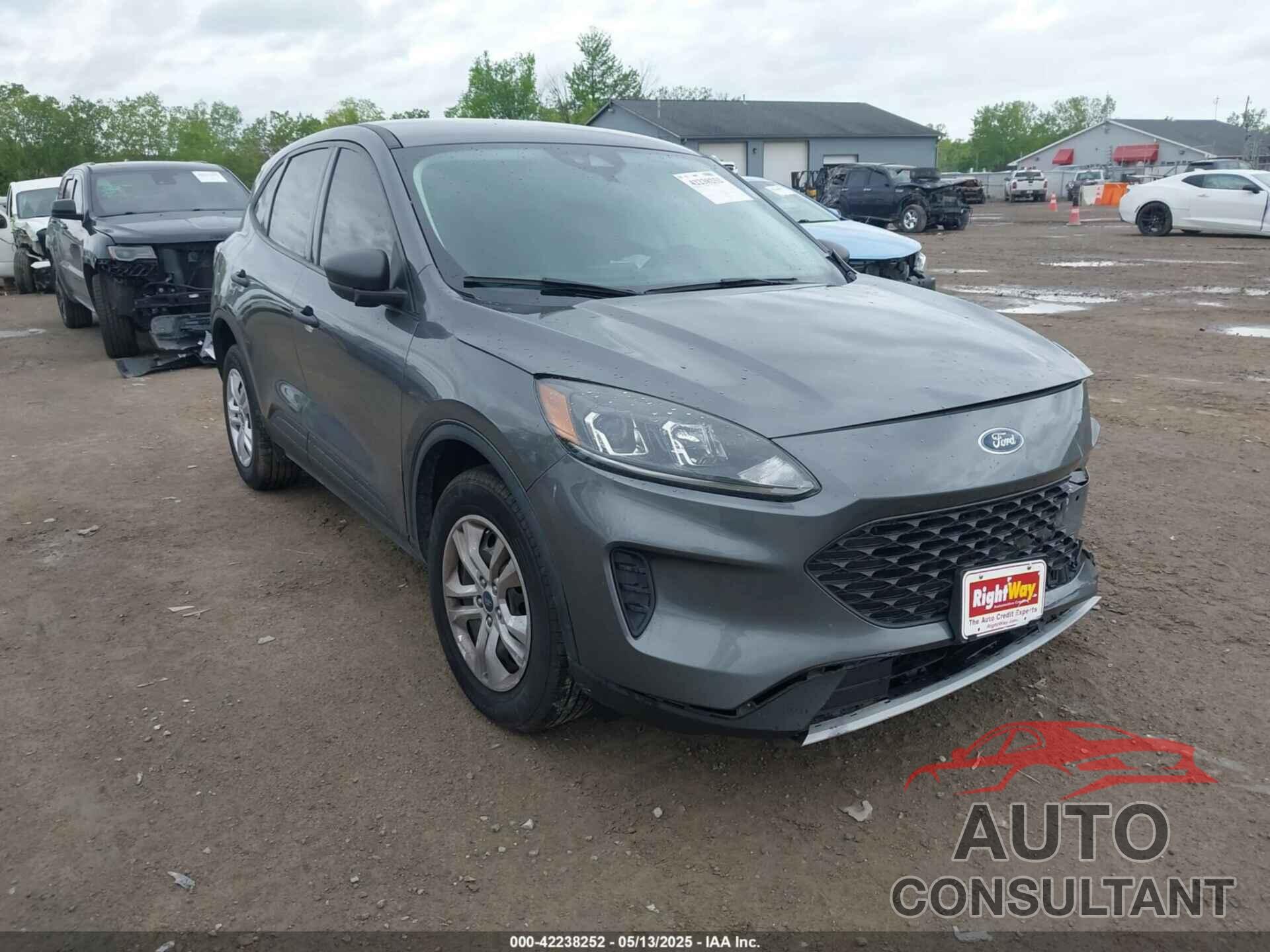 FORD ESCAPE 2021 - 1FMCU9F69MUA73640