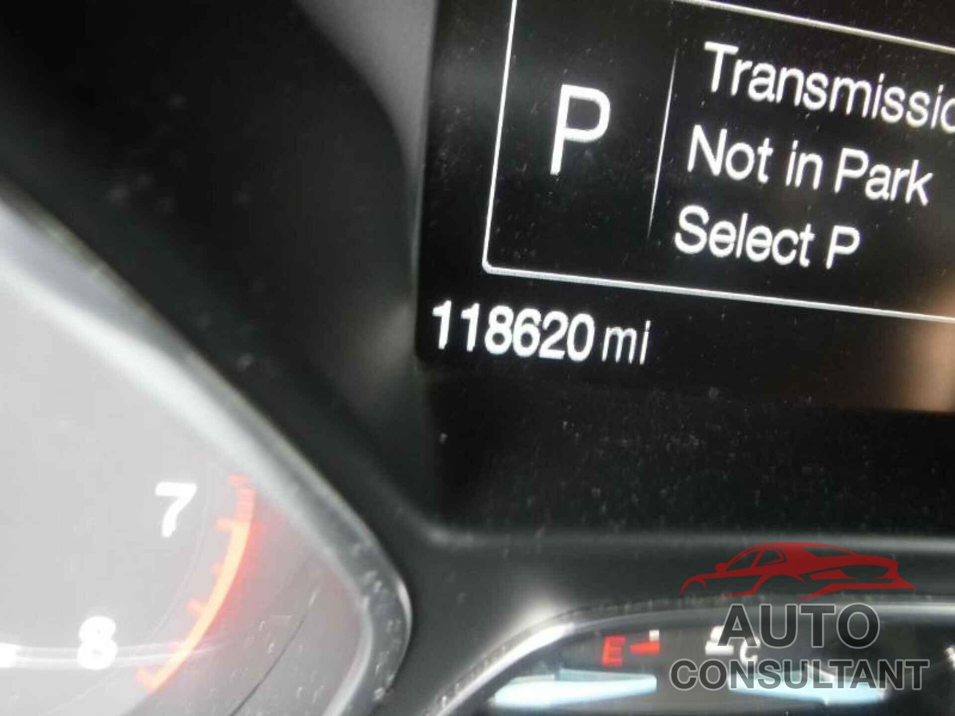 FORD ESCAPE 2018 - 1FMCU0GD7JUC13236