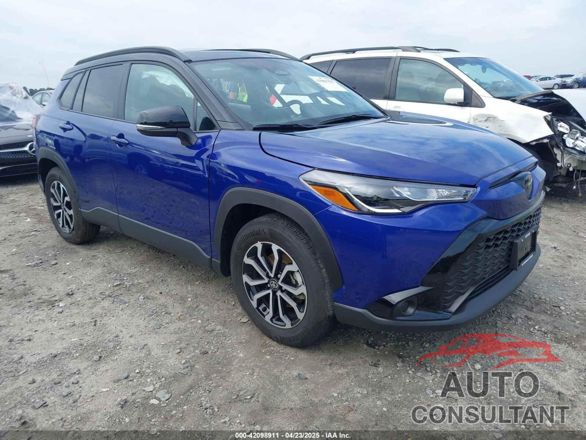 TOYOTA COROLLA CROSS HYBRID 2024 - 7MUFBABG2RV042934