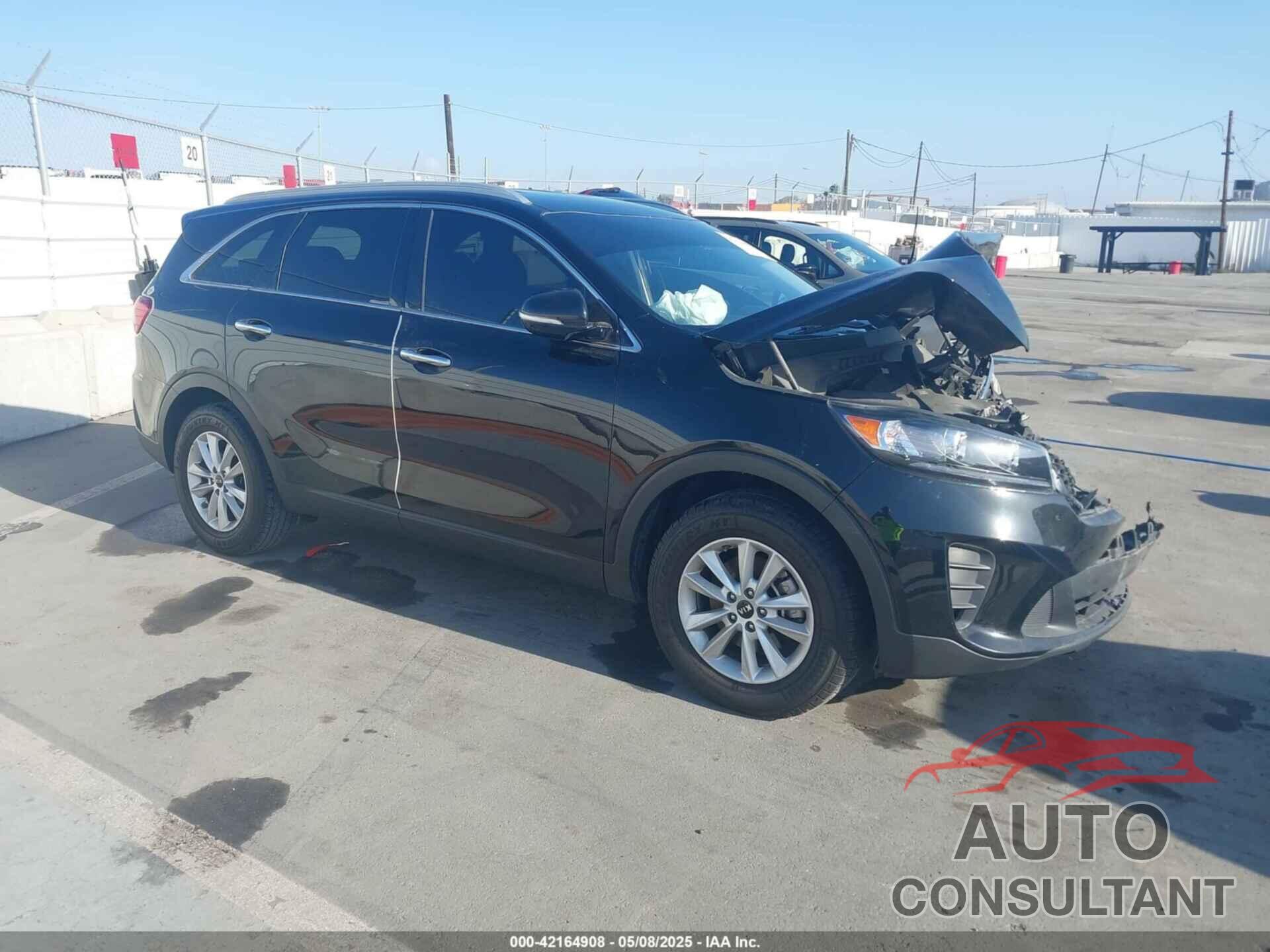 KIA SORENTO 2019 - 5XYPG4A55KG523989