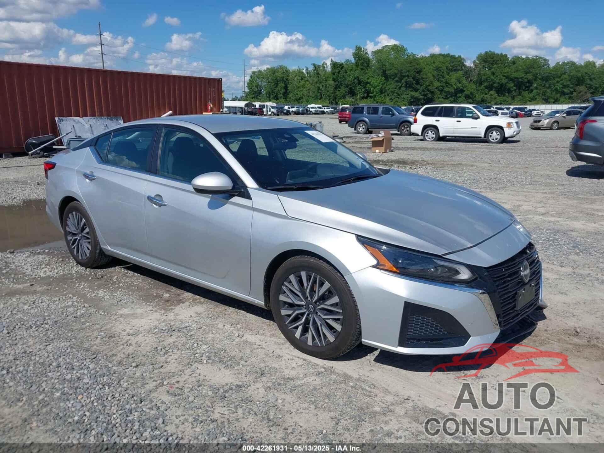 NISSAN ALTIMA 2023 - 1N4BL4DV6PN374547