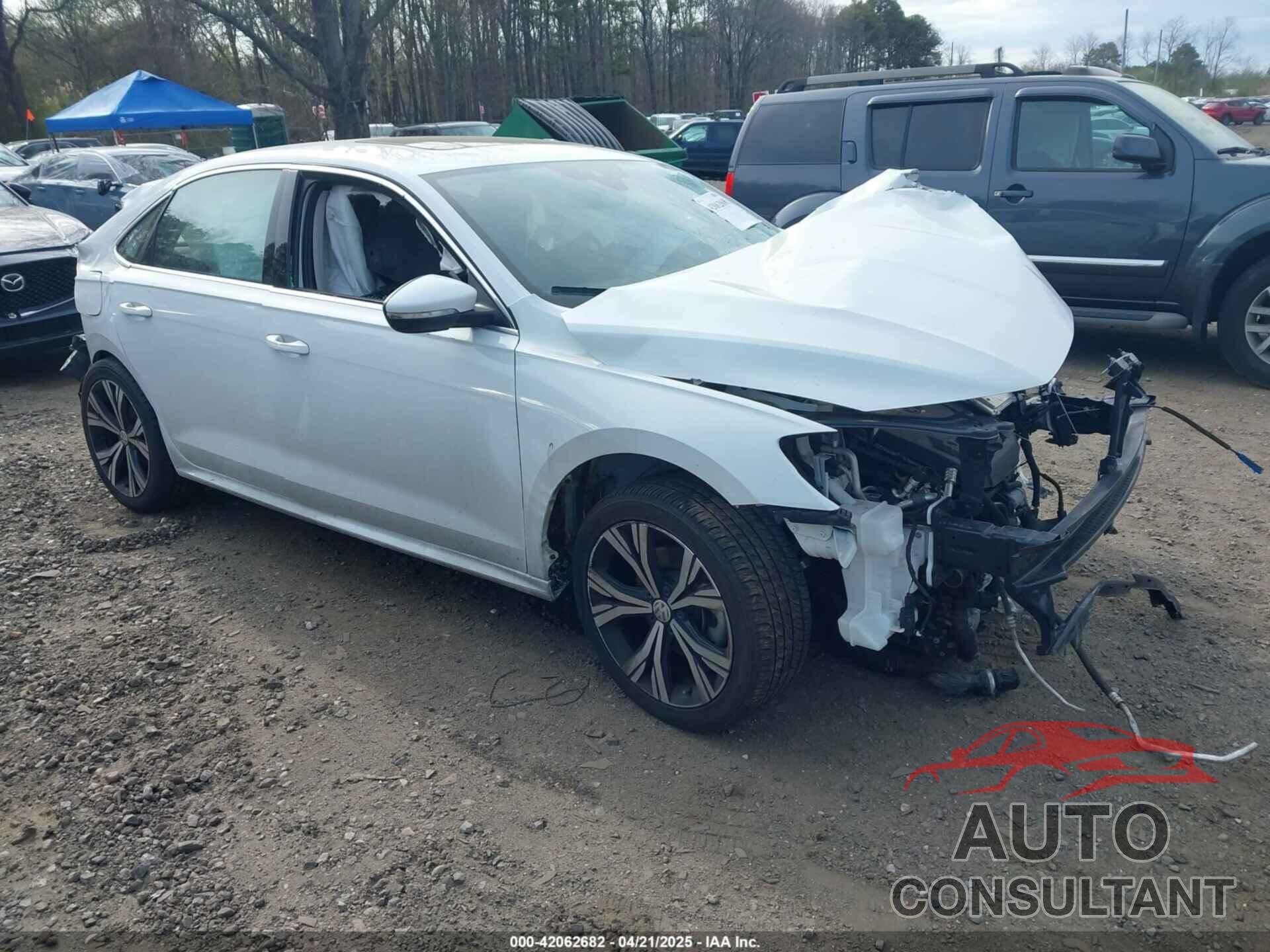 VOLKSWAGEN PASSAT 2021 - 1VWSA7A38MC002586