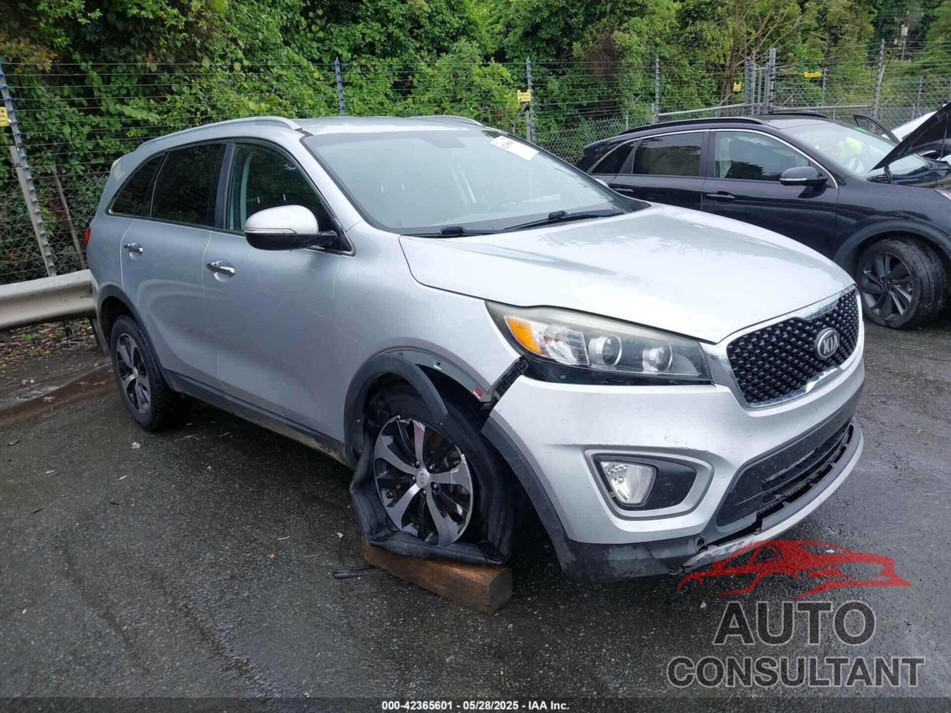 KIA SORENTO 2016 - 5XYPH4A15GG009402