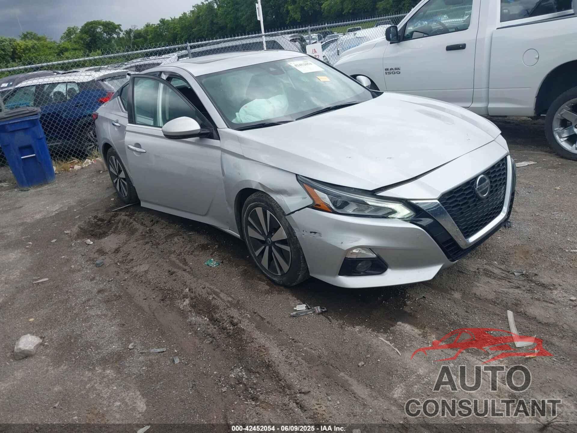 NISSAN ALTIMA 2019 - 1N4BL4EV9KC244667