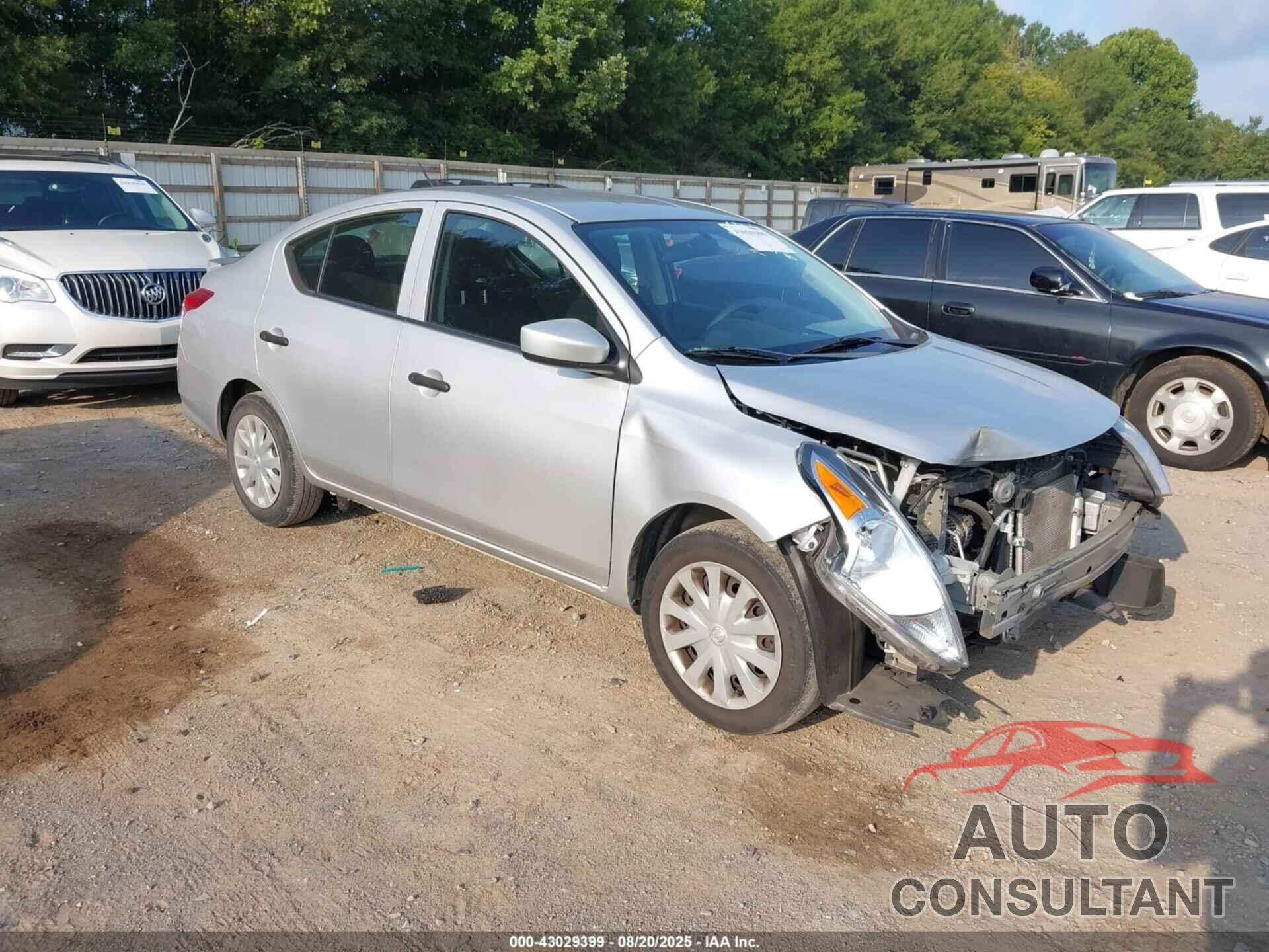 NISSAN VERSA 2018 - 3N1CN7AP4JL830345