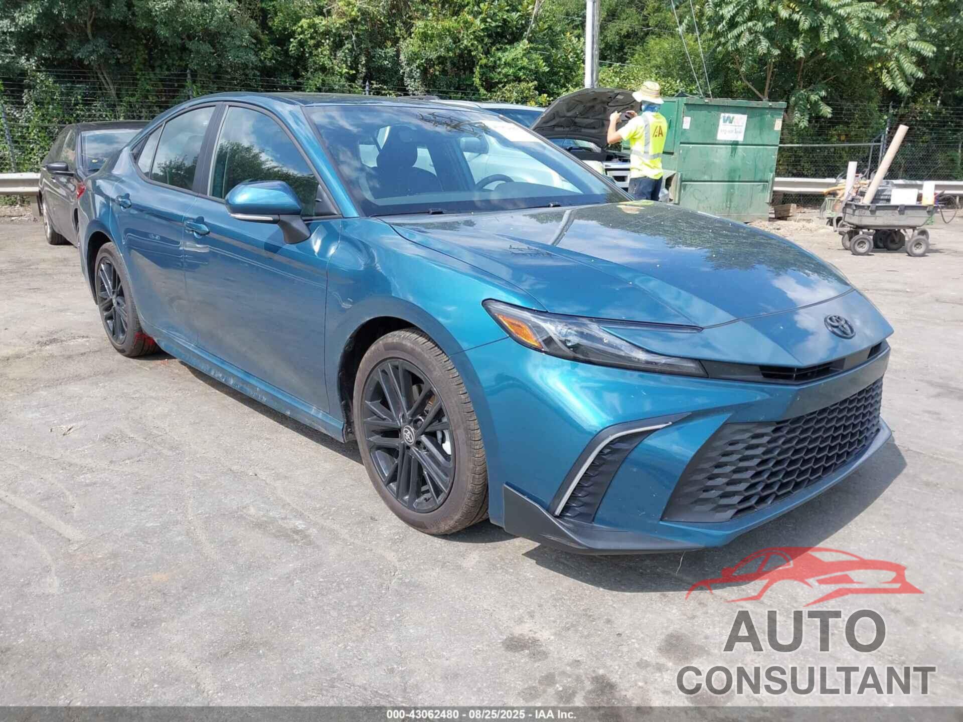 TOYOTA CAMRY 2025 - 4T1DAACK4SU619144