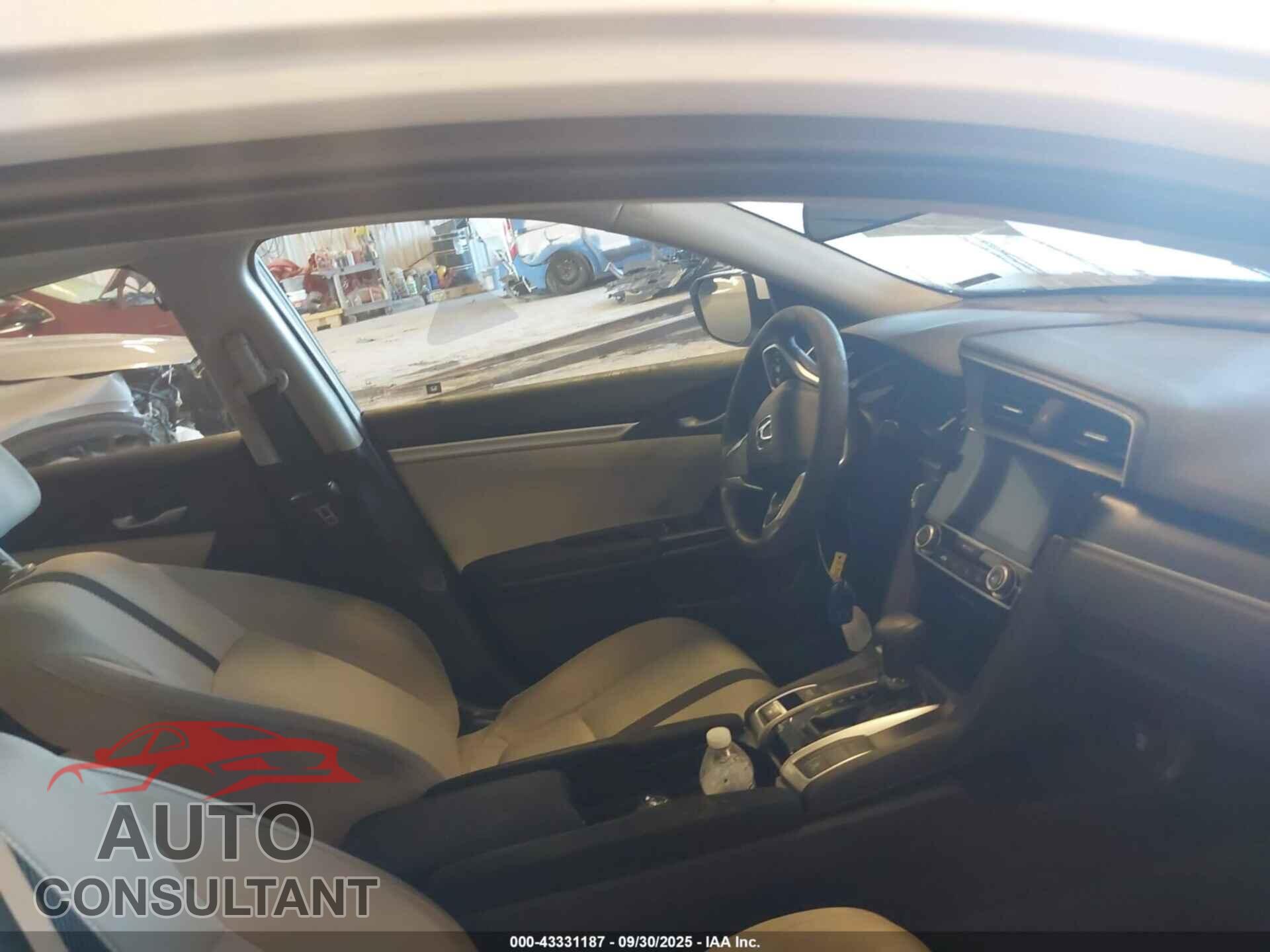 HONDA CIVIC 2017 - 19XFC2F76HE025263