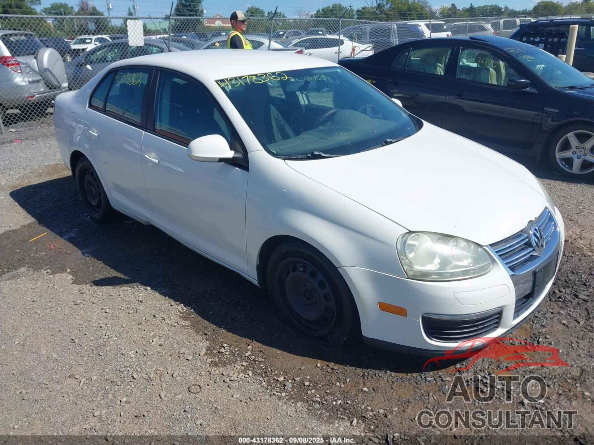 VOLKSWAGEN JETTA 2010 - 3VWJZ7AJ2AM022183