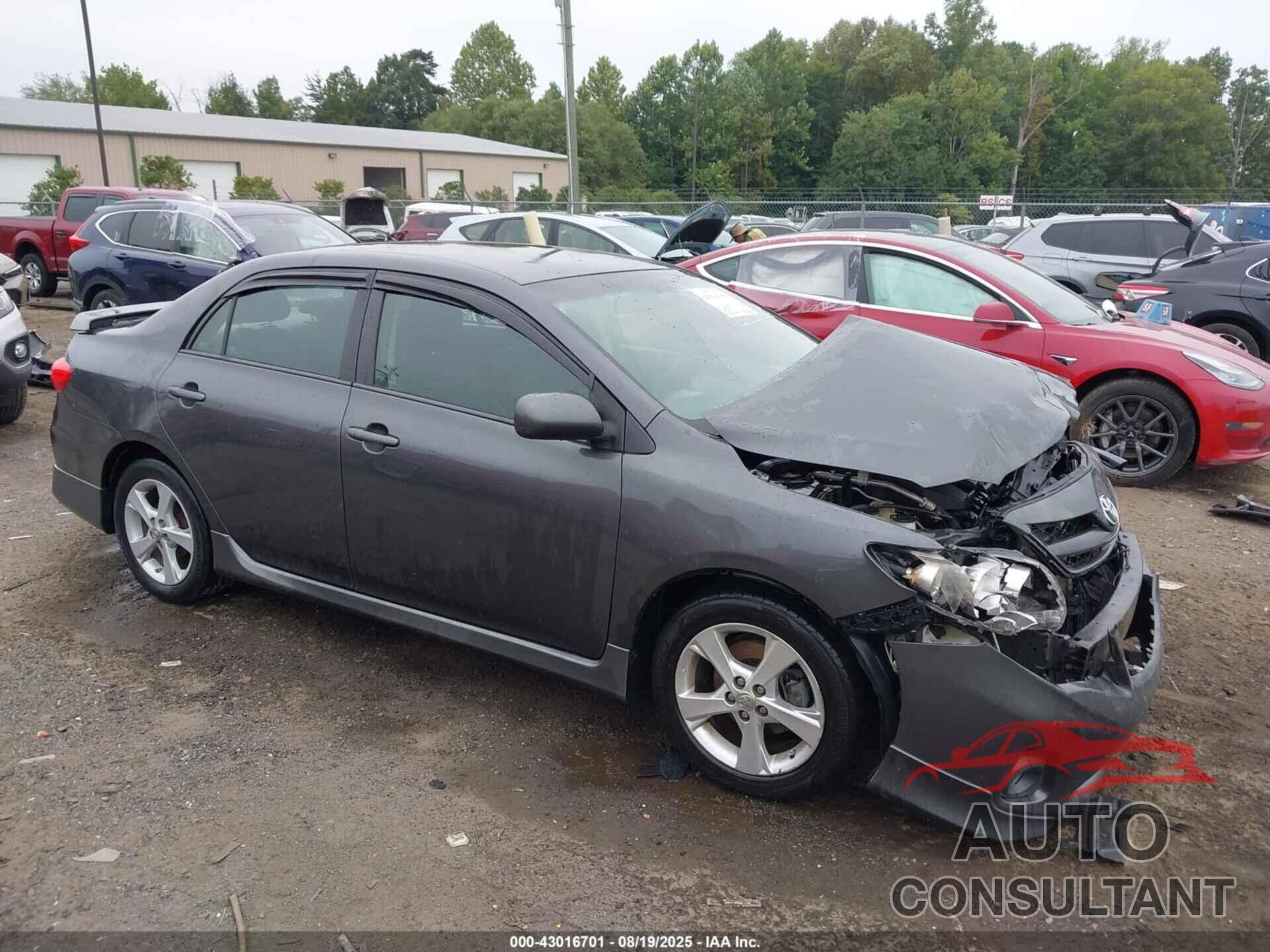 TOYOTA COROLLA 2013 - 2T1BU4EE6DC049885
