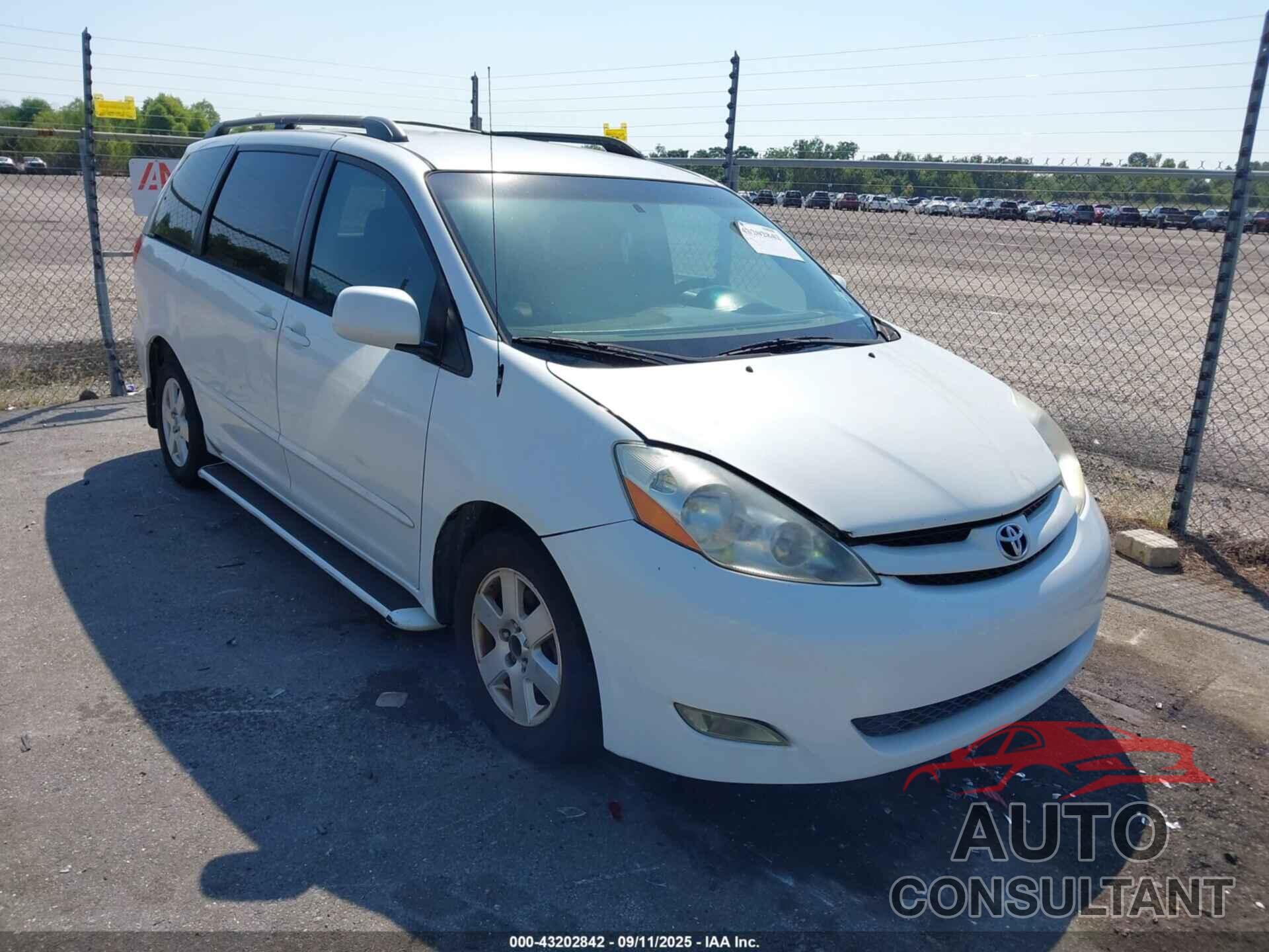 TOYOTA SIENNA 2009 - 5TDZK22C19S242701