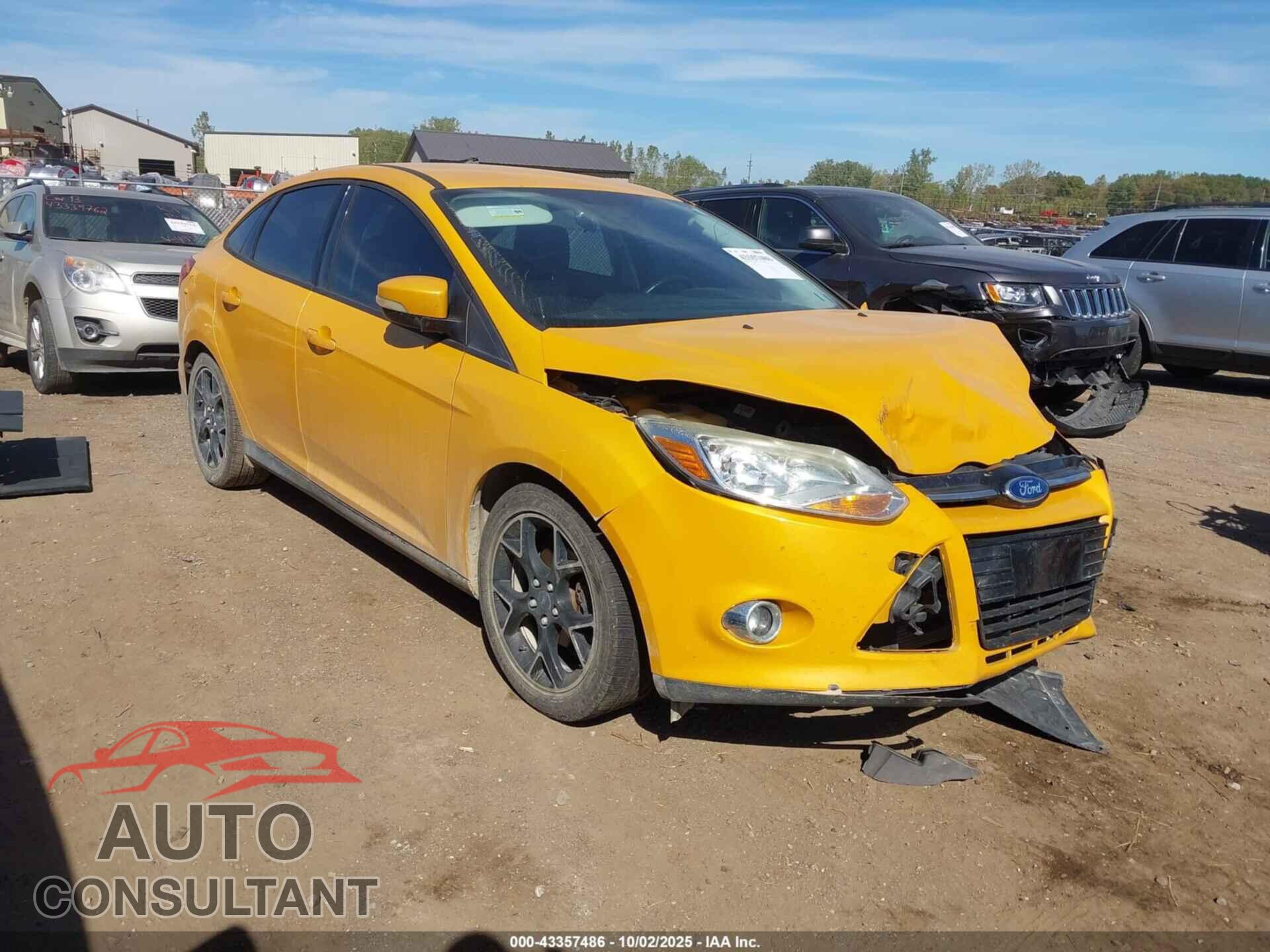 FORD FOCUS 2012 - 1FAHP3F22CL322043