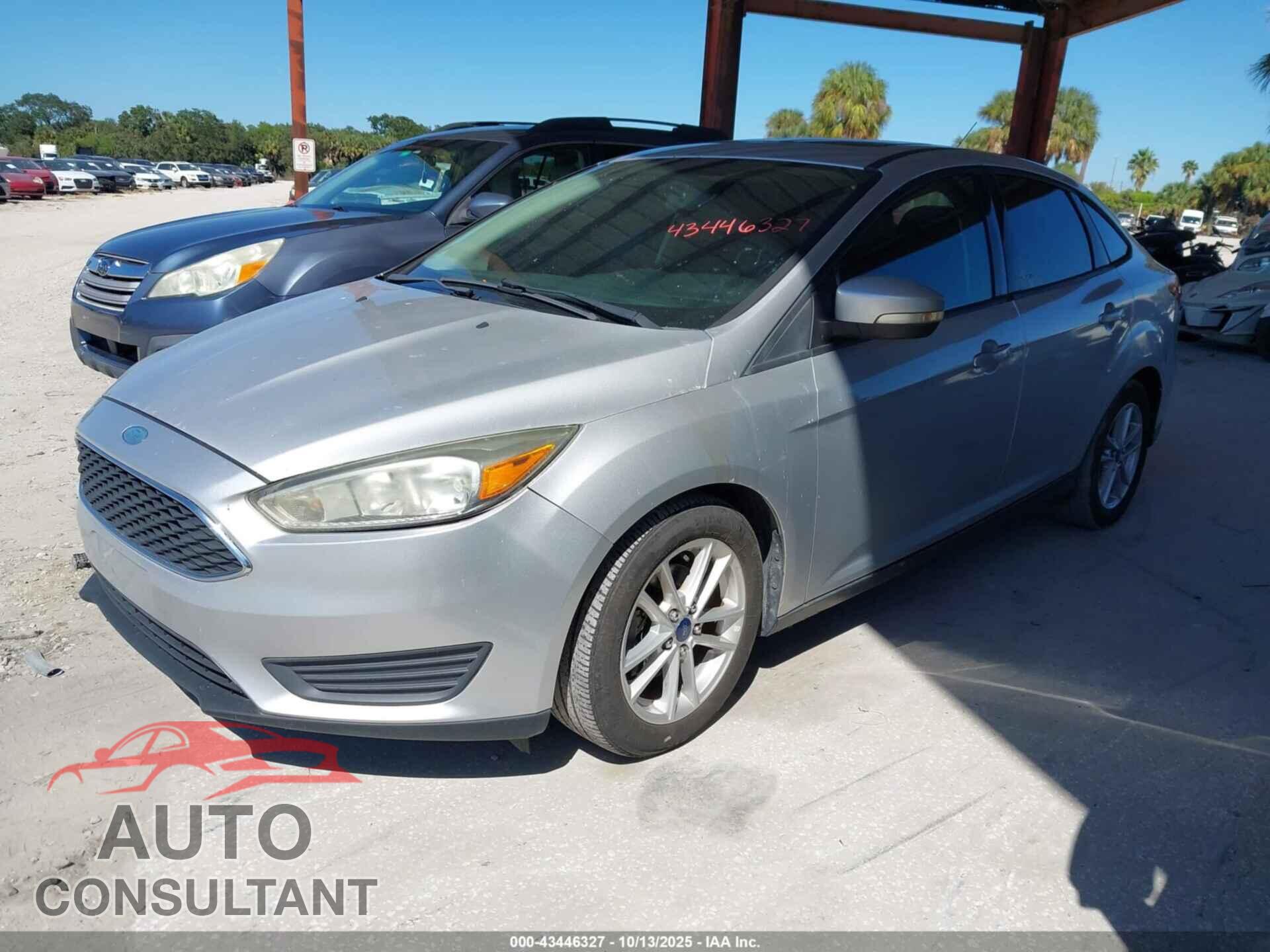 FORD FOCUS 2015 - 1FADP3F23FL205462