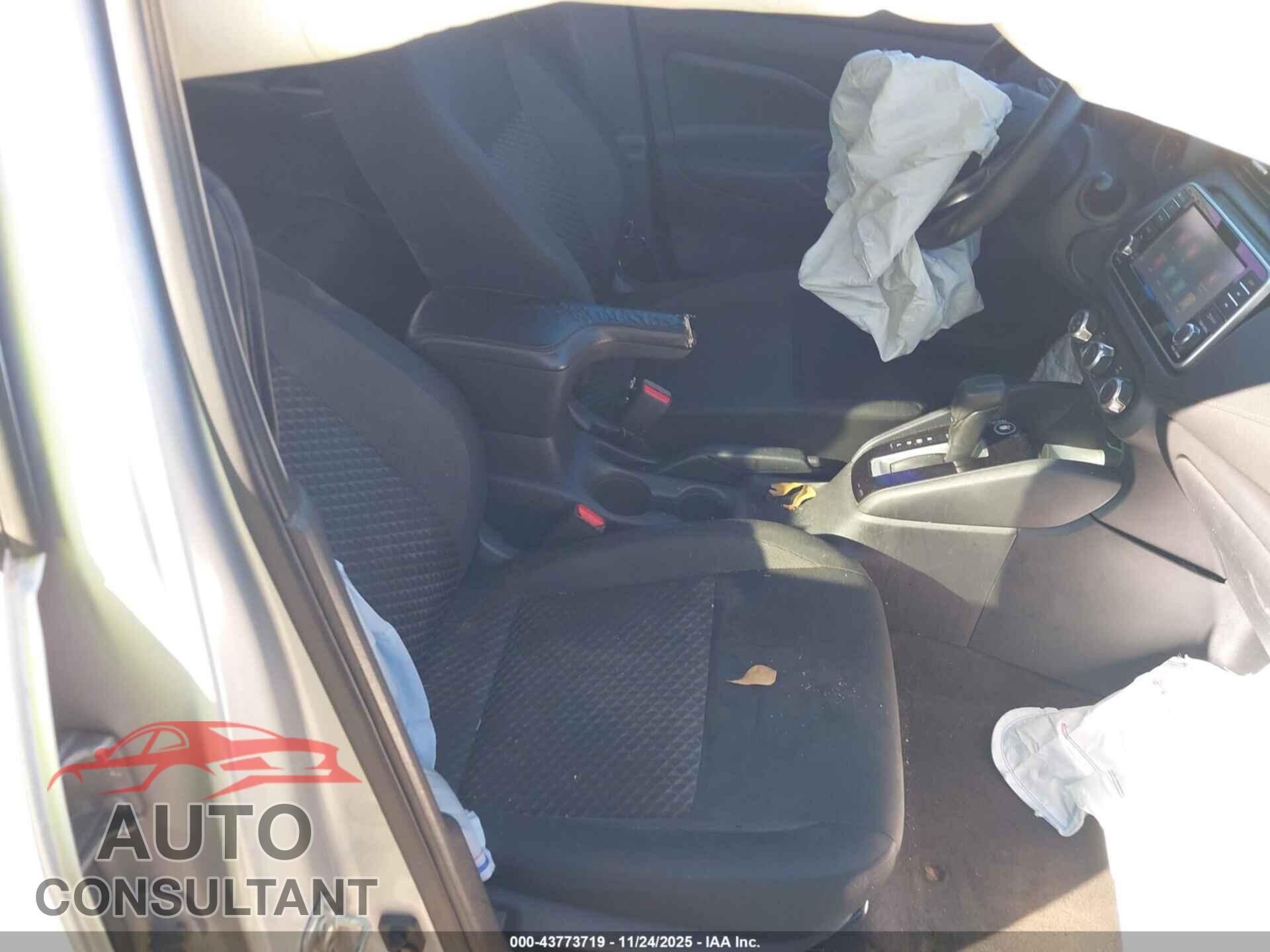 NISSAN VERSA 2020 - 3N1CN8DVXLL881237