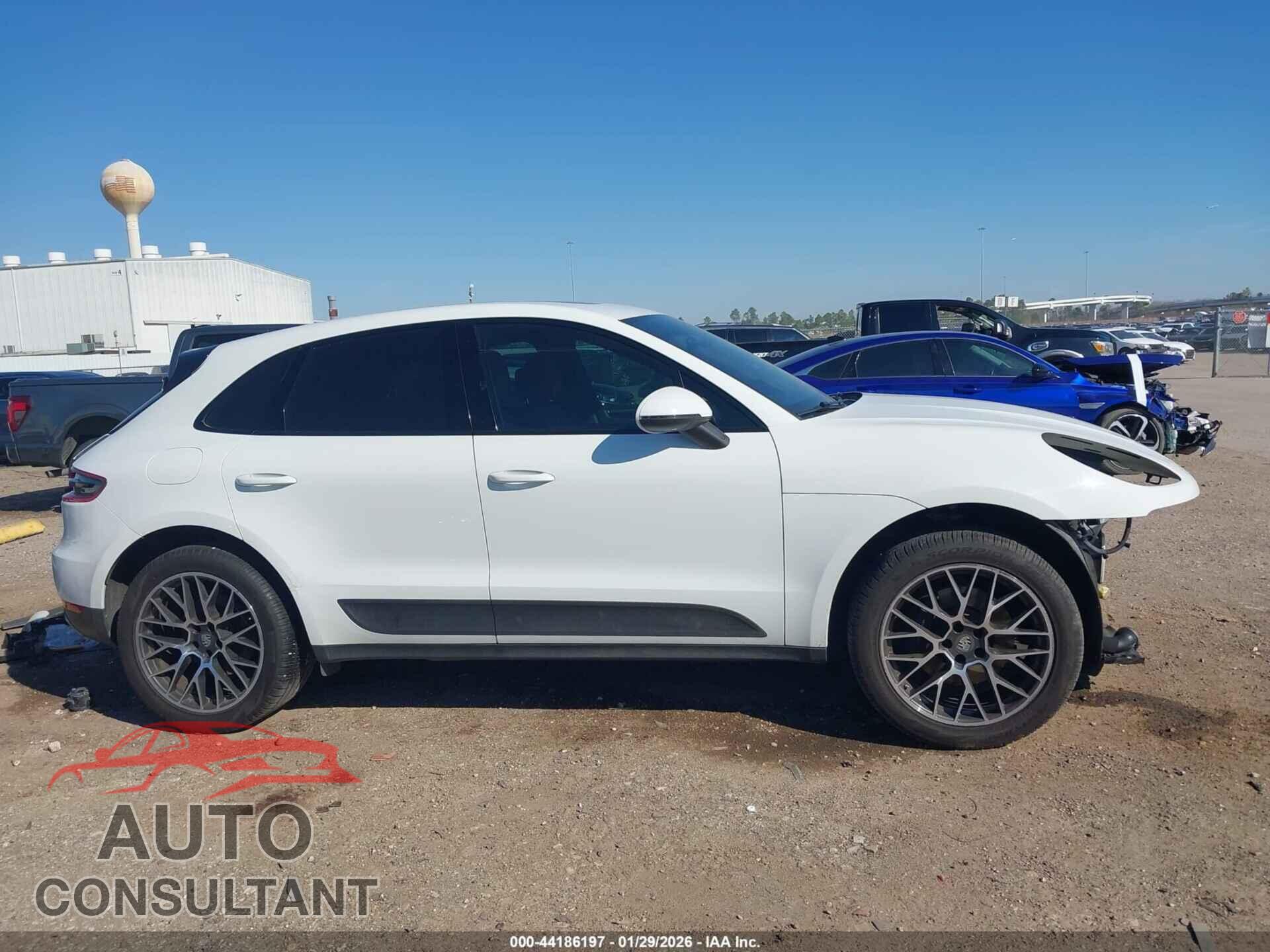 PORSCHE MACAN 2017 - WP1AA2A51HLB81139