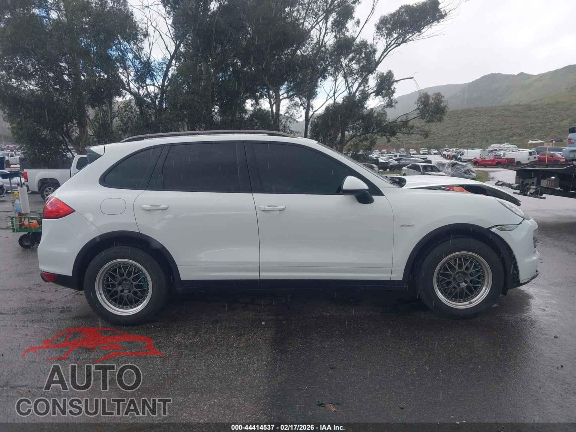PORSCHE CAYENNE 2013 - WP1AF2A24DLA23802