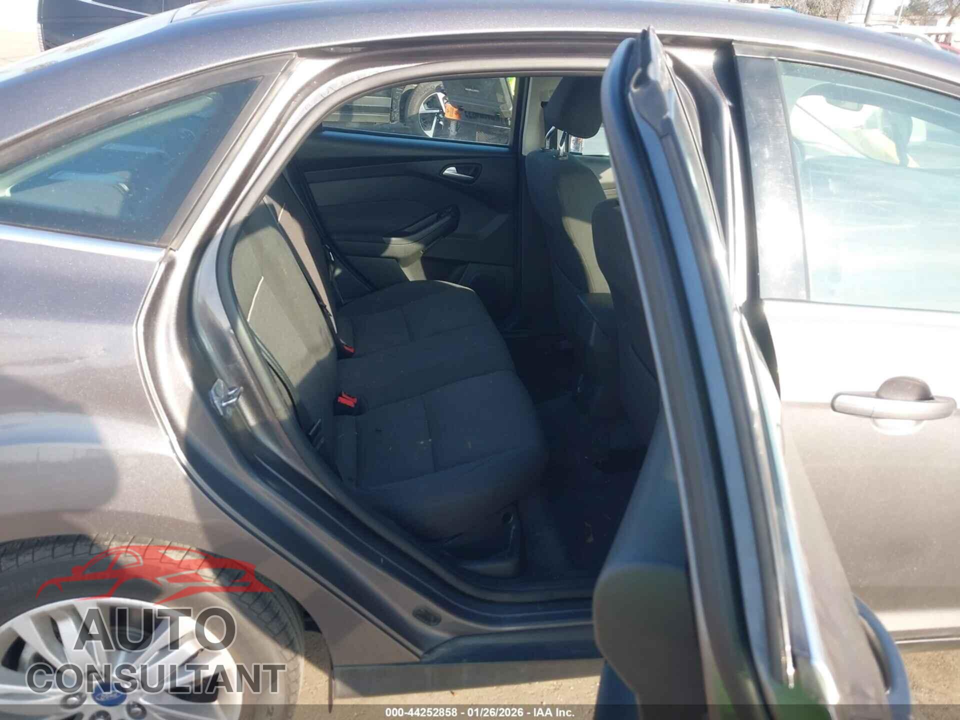 FORD FOCUS 2012 - 1FAHP3H29CL251663